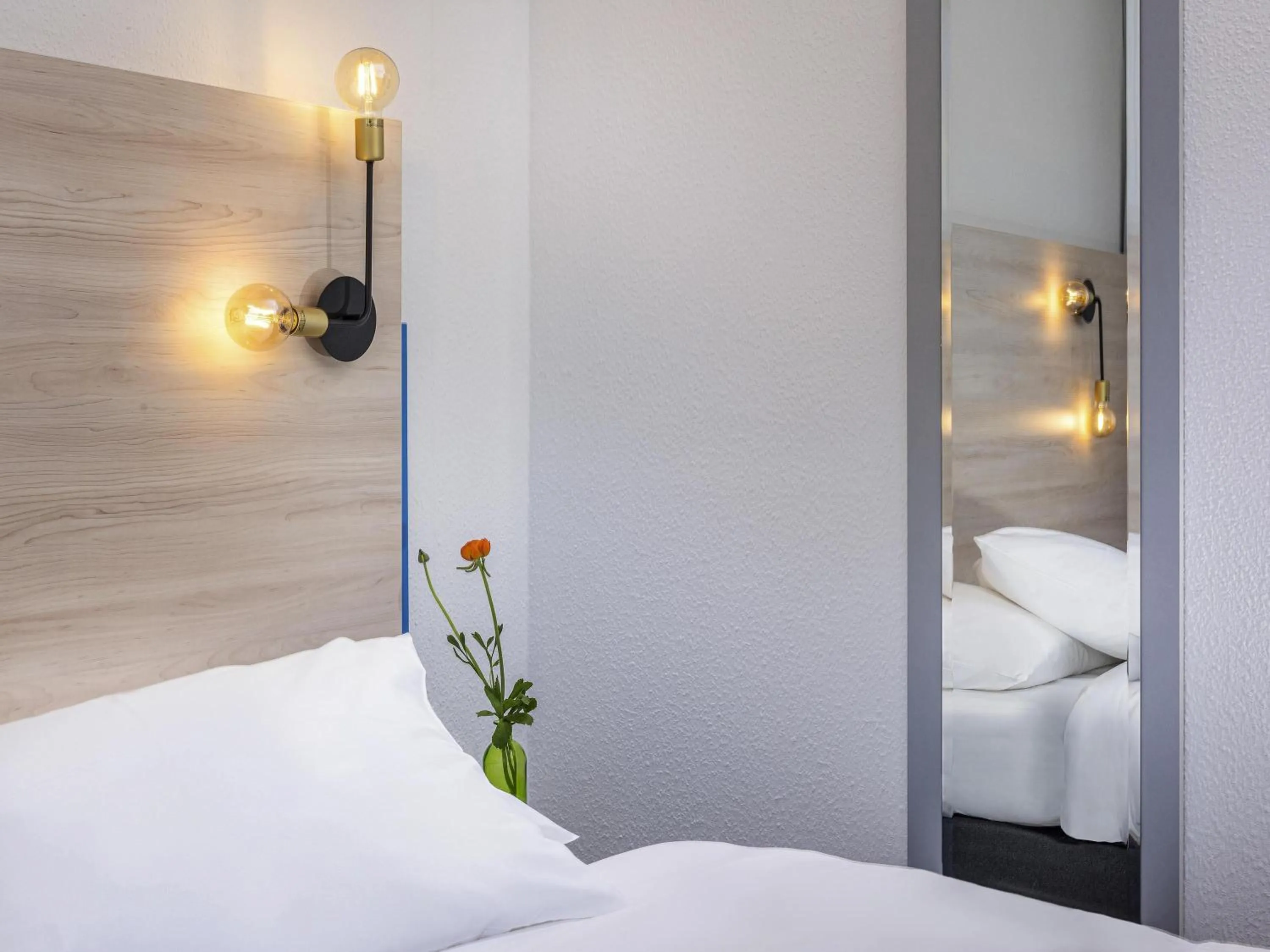 Bedroom, Bed in greet Berlin Alexanderplatz