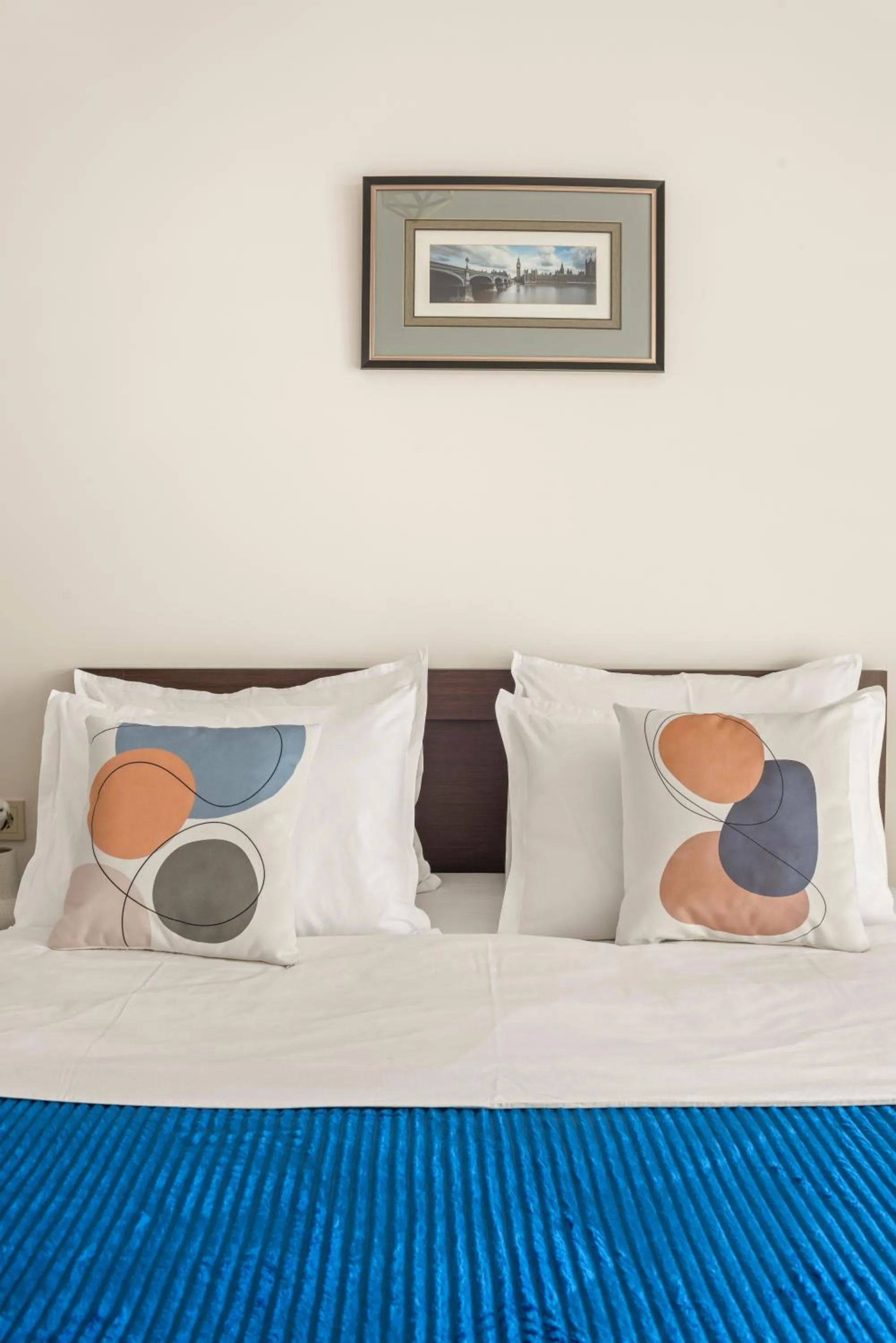 Bedroom, Bed in Apart-hotel on Koghbatsi 16