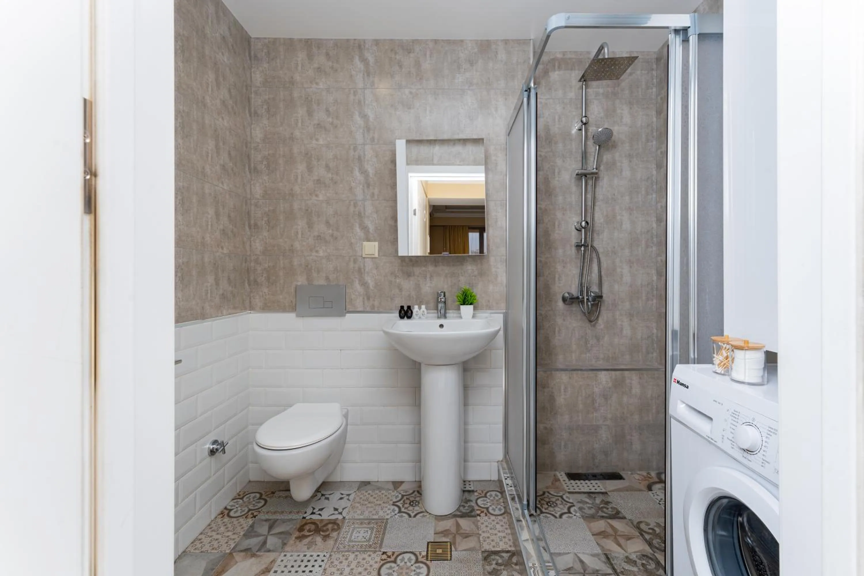 Shower in Apart-hotel on Koghbatsi 16