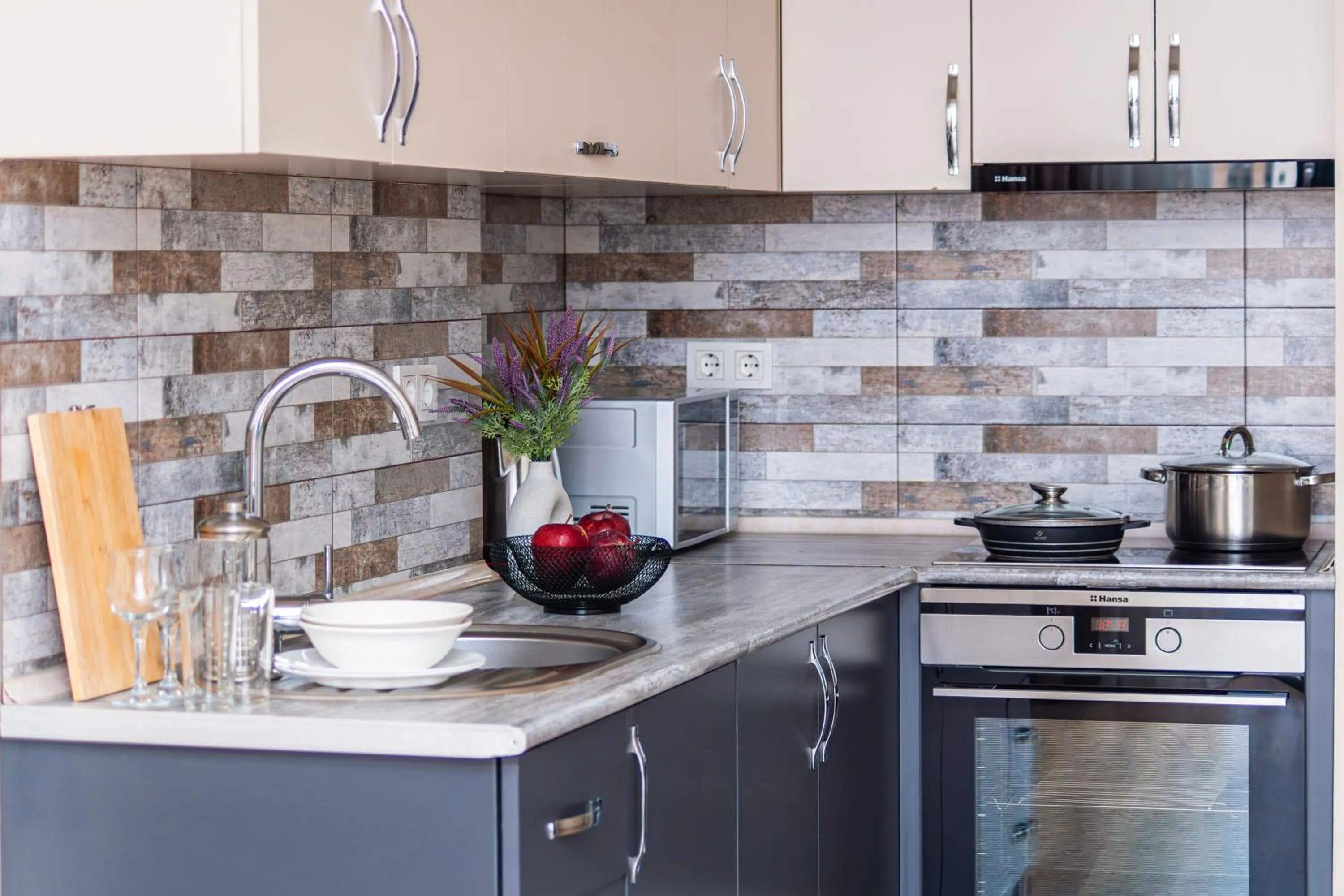 Kitchen or kitchenette in Apart-hotel on Koghbatsi 16