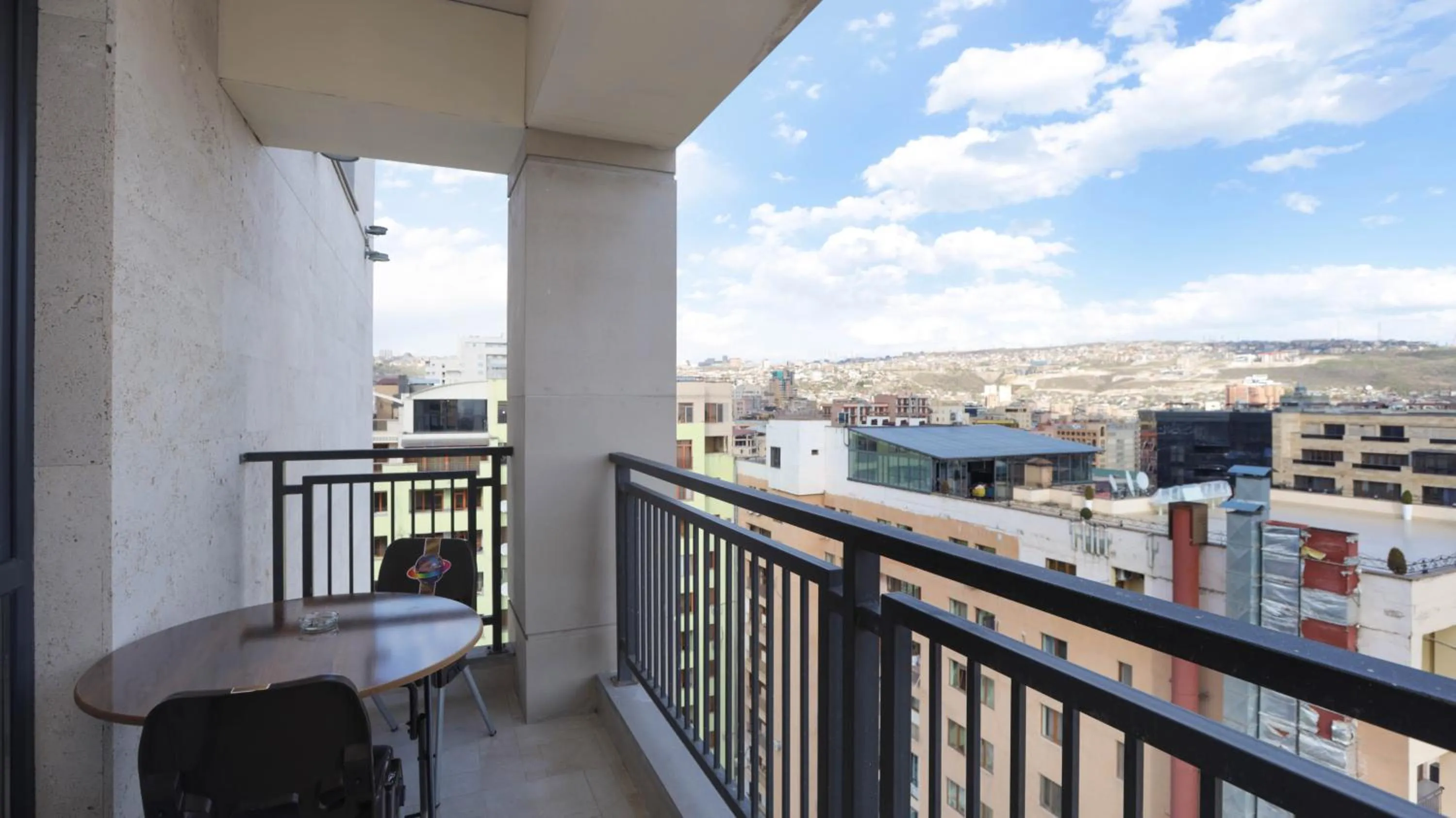 Balcony/Terrace in Apart-hotel on Koghbatsi 16