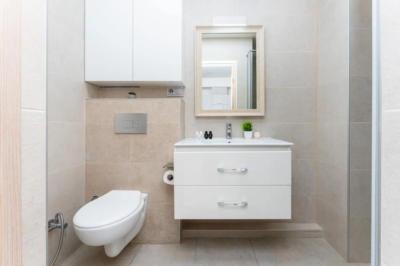 Bathroom in Apart-hotel on Koghbatsi 16