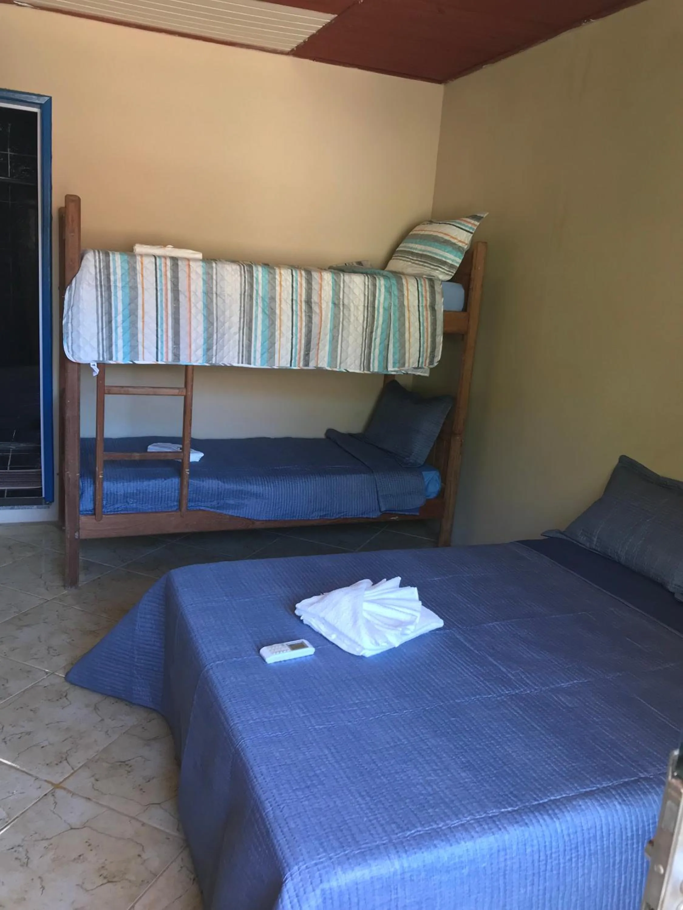 Photo of the whole room, Bed in Pousada Floripes