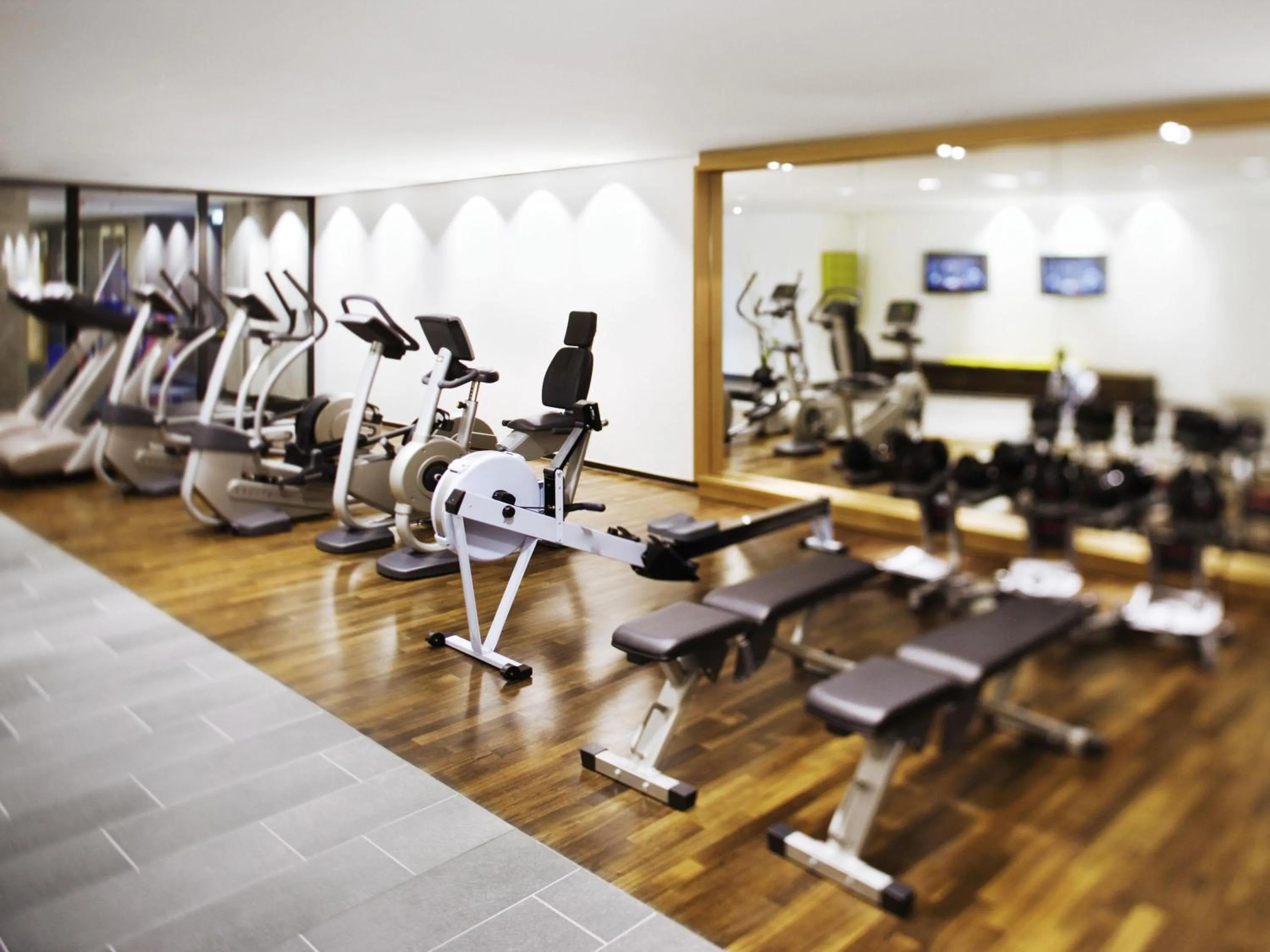 Fitness centre/facilities in Mövenpick Hotel Stuttgart Airport