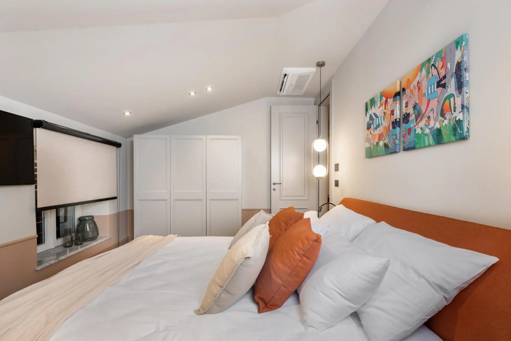 Bed in Martis Forum Heritage Hotel & Residence