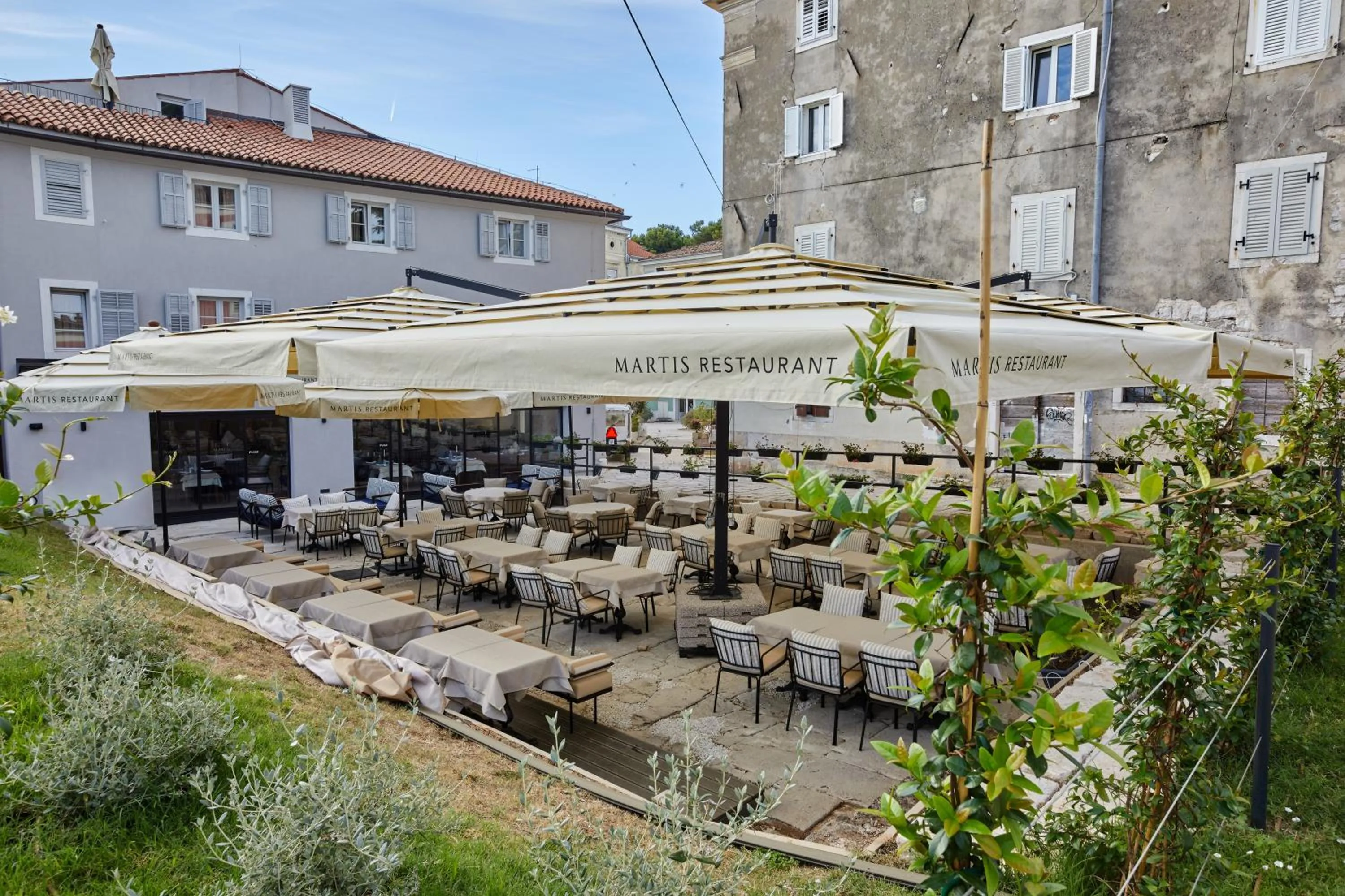 Patio in Martis Forum Heritage Hotel & Residence