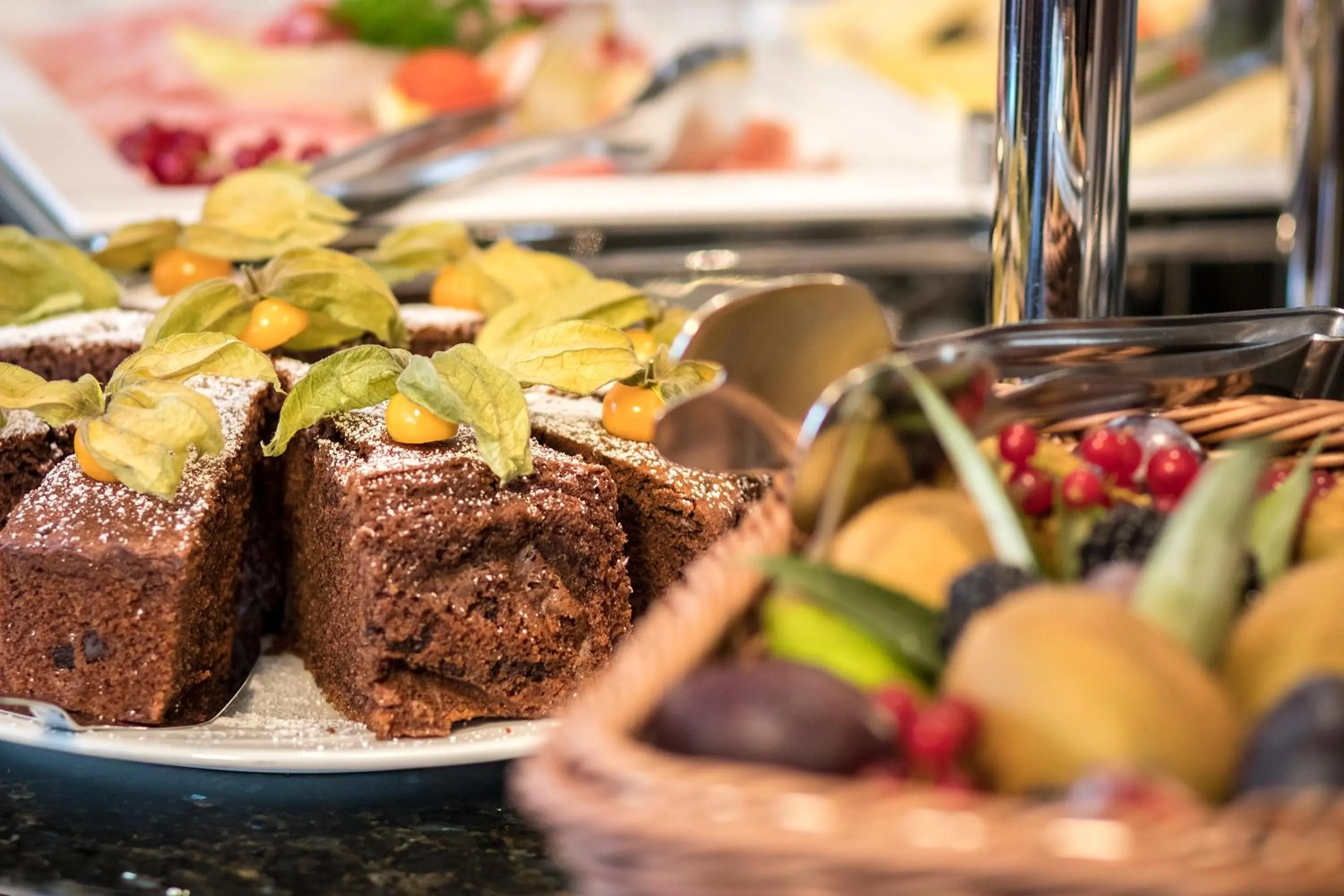 Buffet breakfast in Kochs Stadthotel