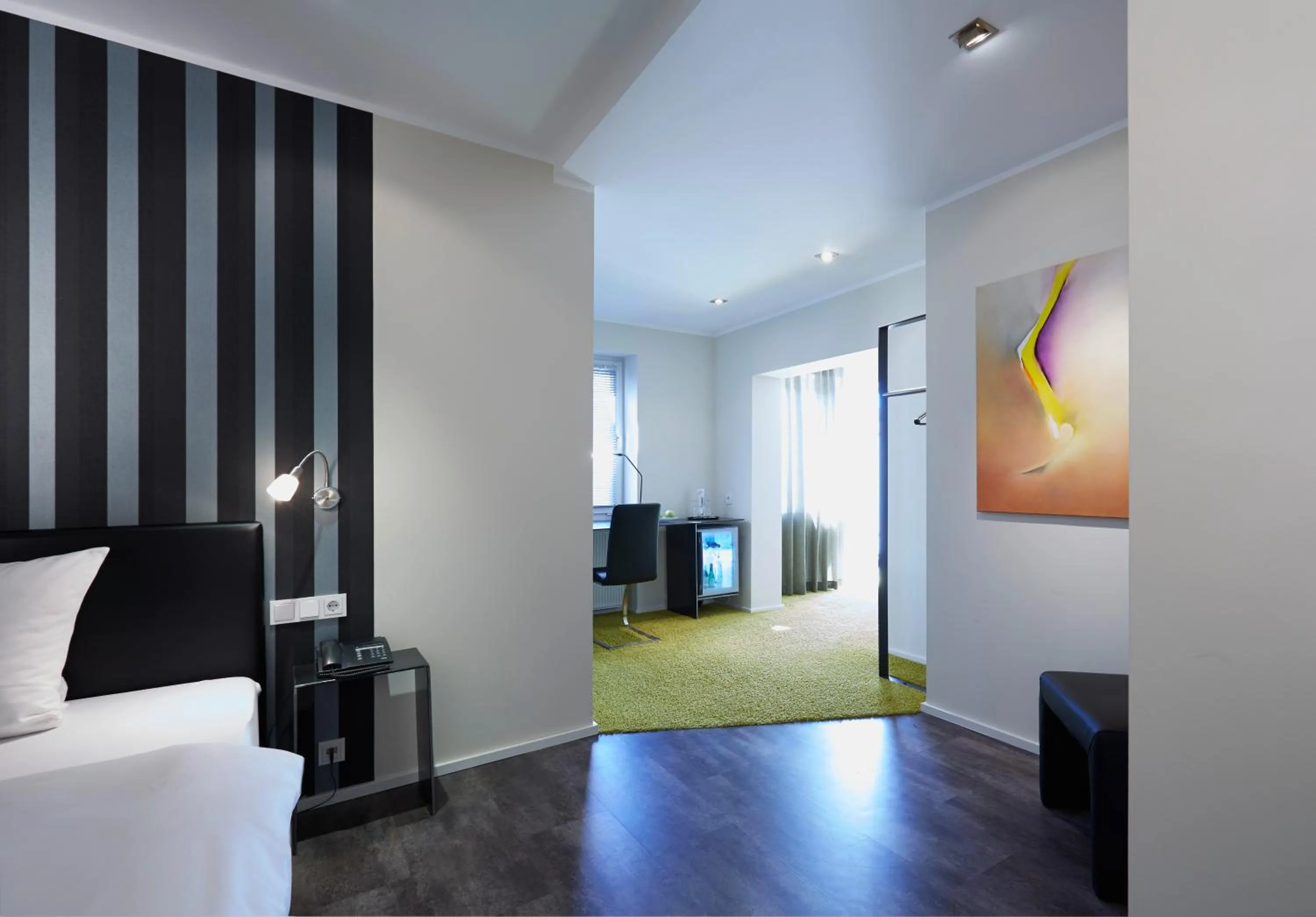 Photo of the whole room, Bed in Kochs Stadthotel