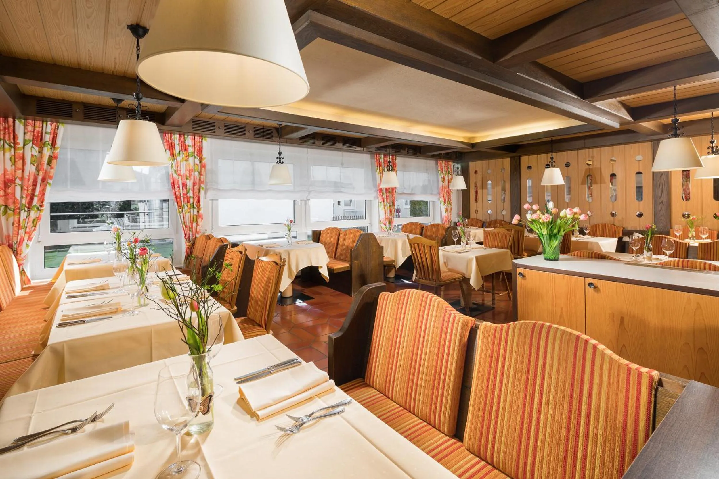 Restaurant/places to eat in Kneipp-Kurhotel Steinle