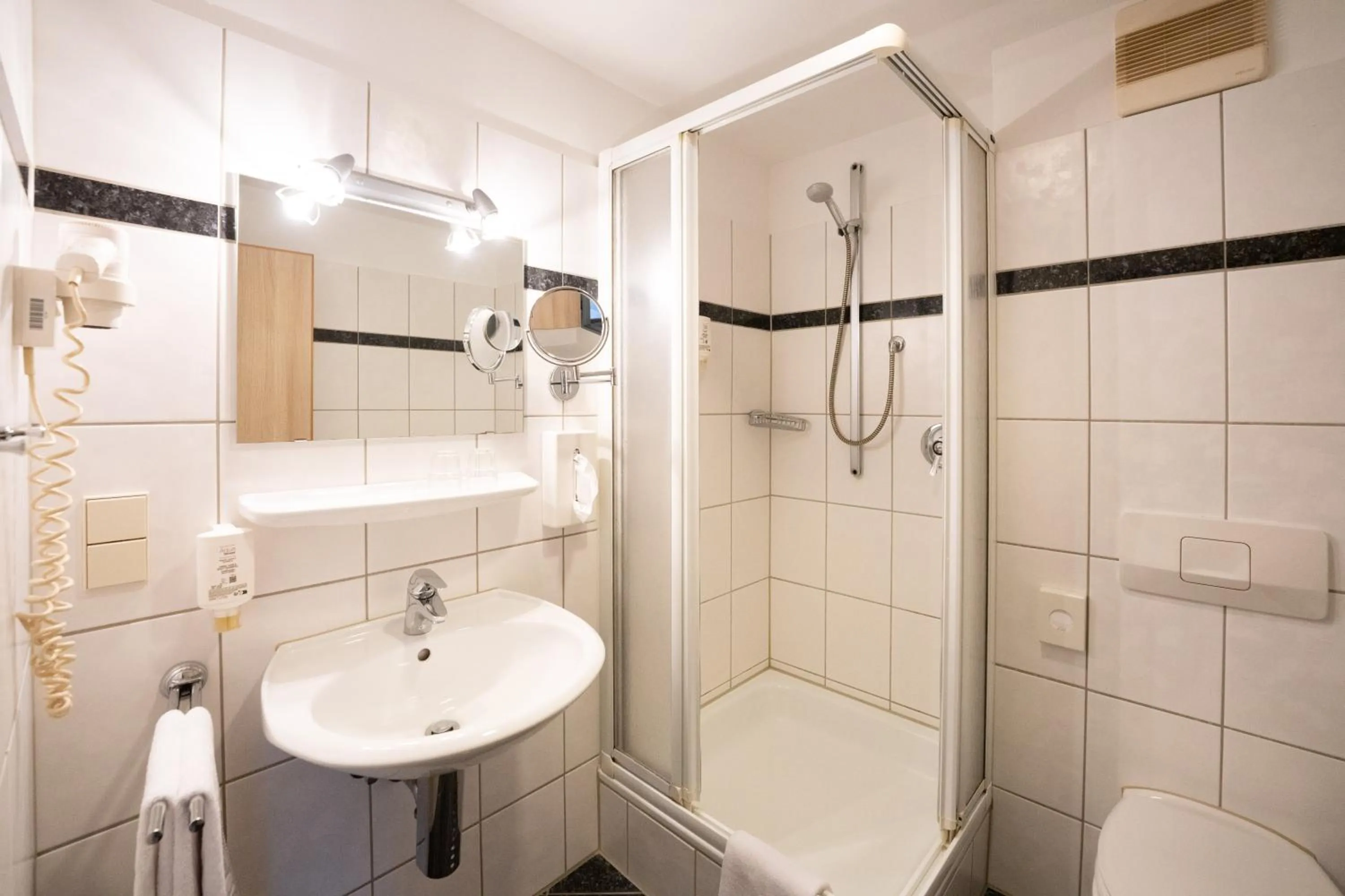 Shower in BurgStadt-Hotel