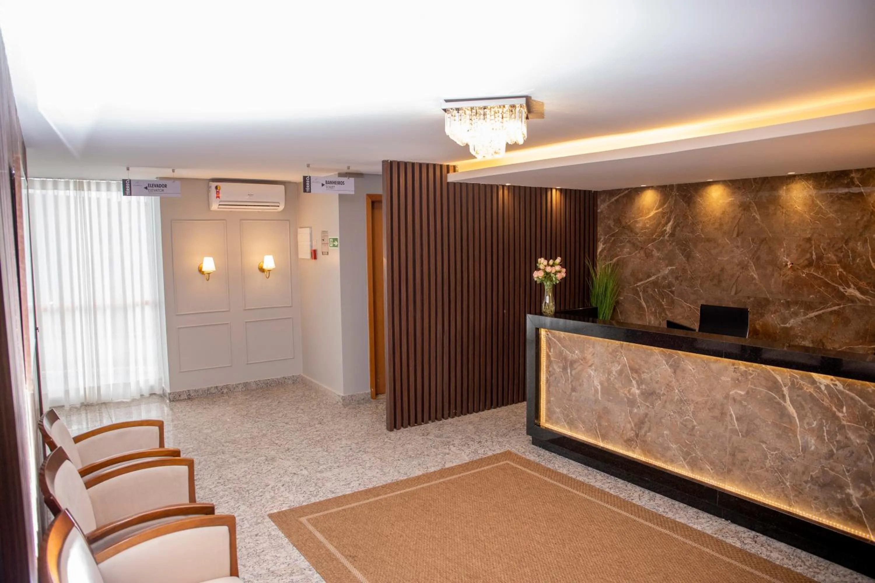 Living room in Cancún Hotel by H Hotéis - Airport