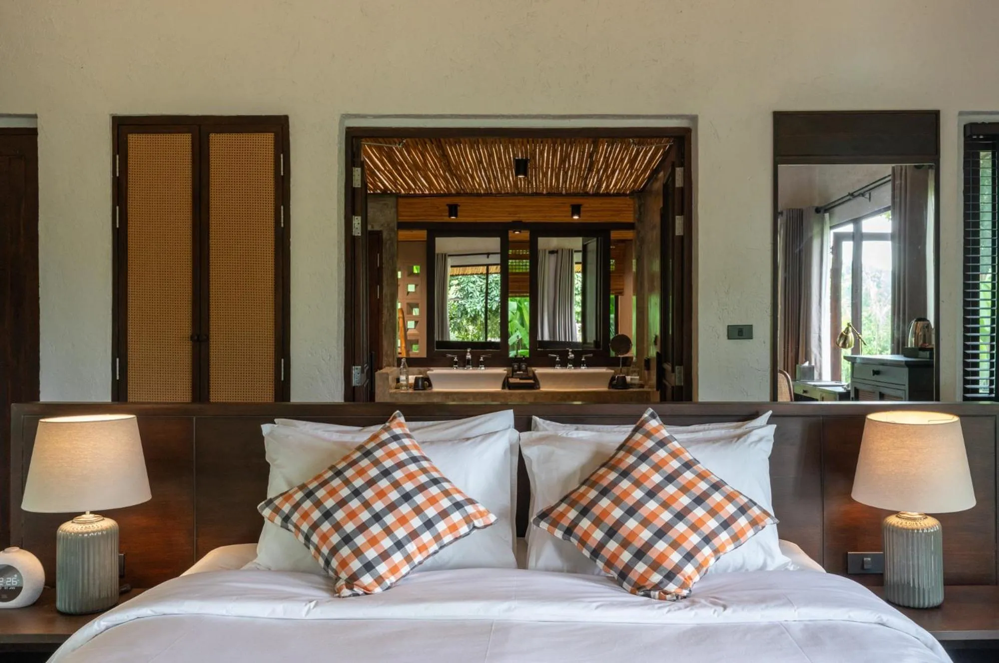 Bed in Phapok Eco Resort