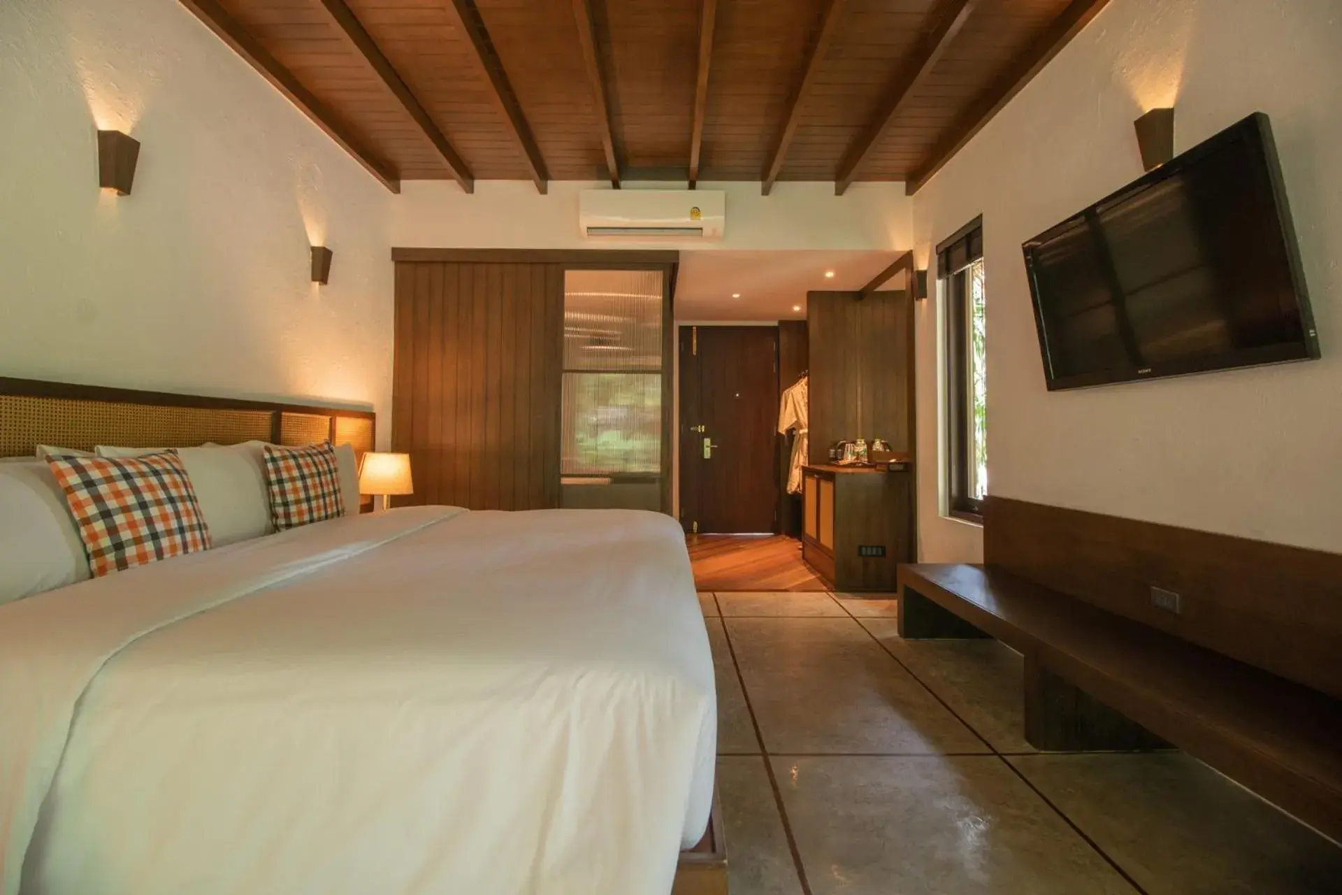 Deluxe Double or Twin Room in Phapok Eco Resort Deluxe Double or Twin Room in Phapok Eco Resort