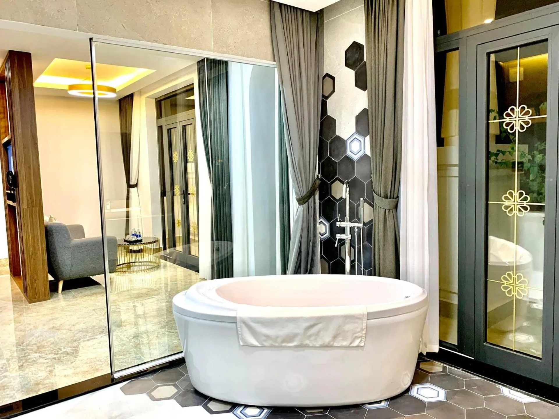 Bath in Golden Inn Hotel