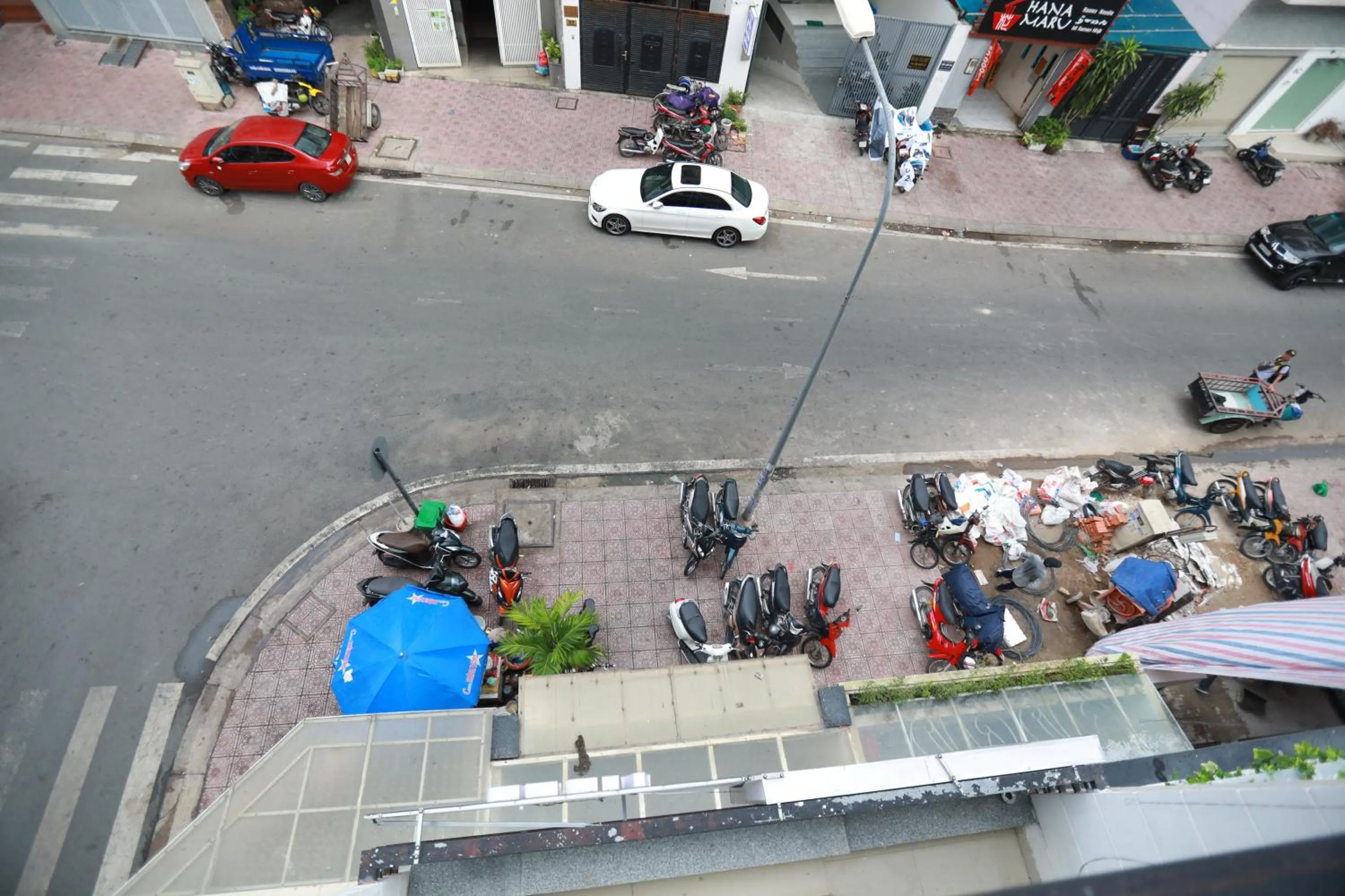 Property building in Du Homestay 1