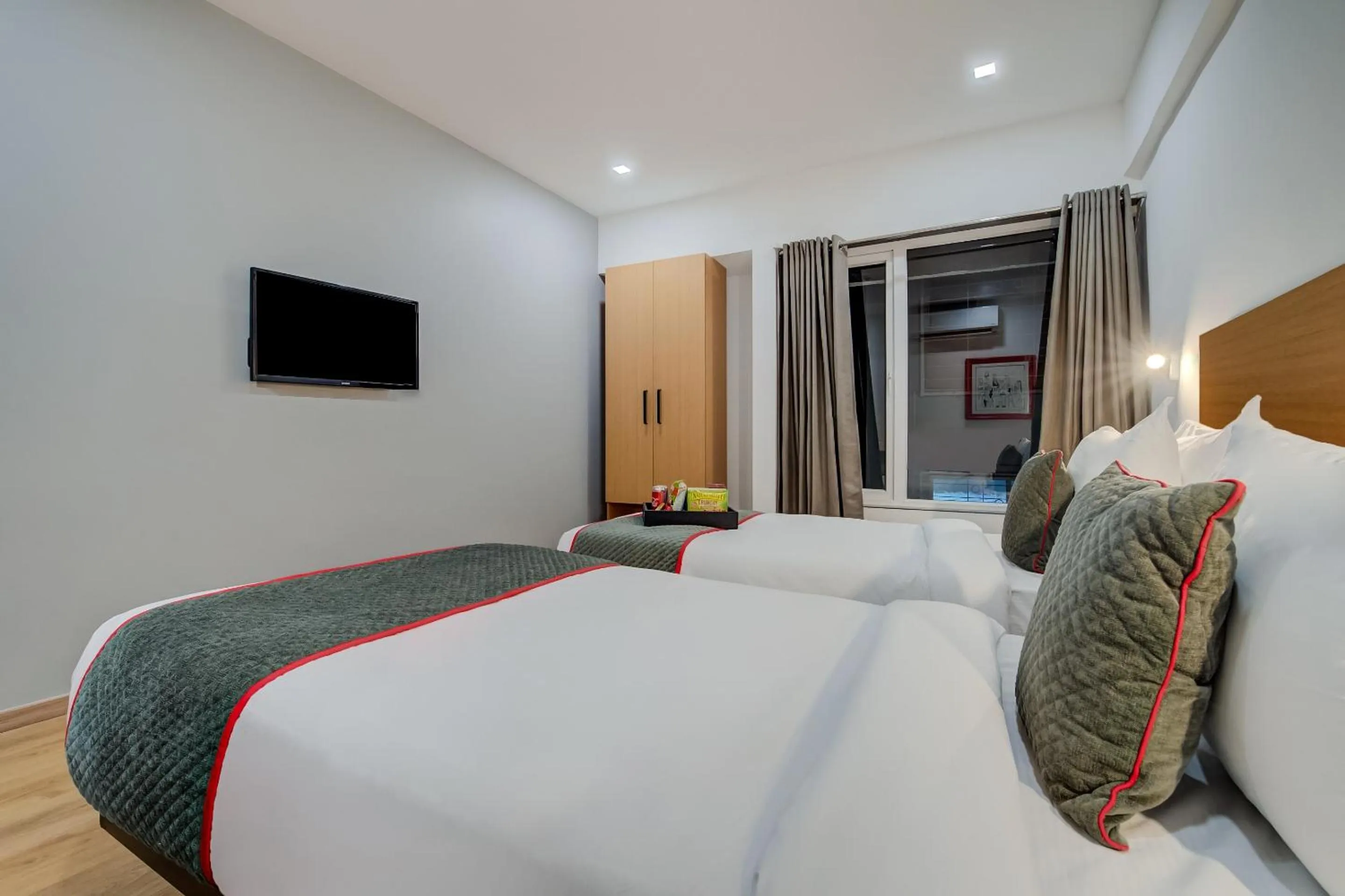 Bedroom, Bed in Super Townhouse MG Road Pune