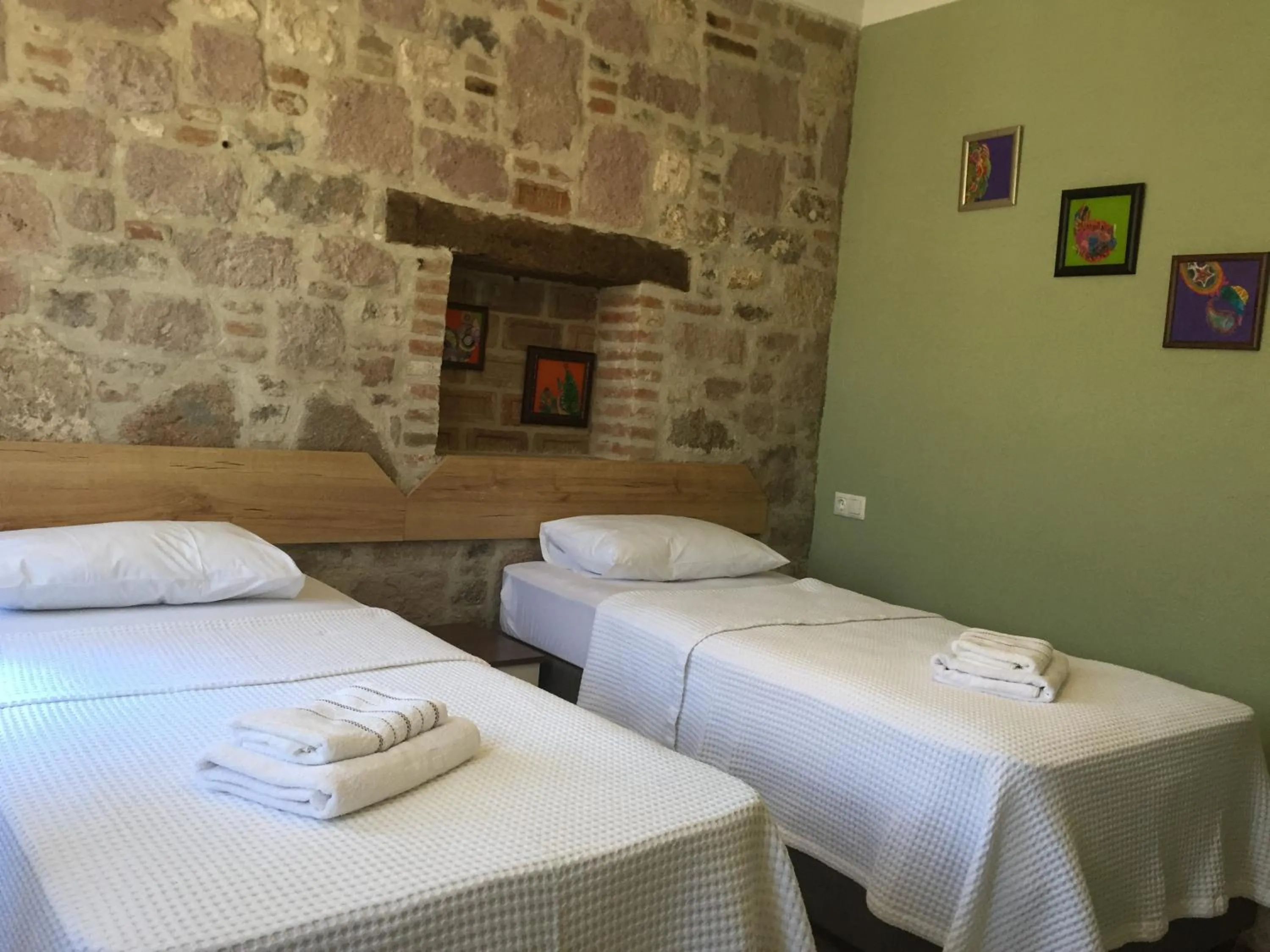 HAYAT ALTI OTEL ayvalık