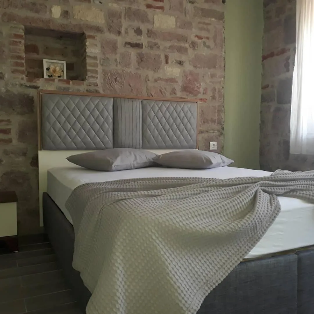 HAYAT ALTI OTEL ayvalık