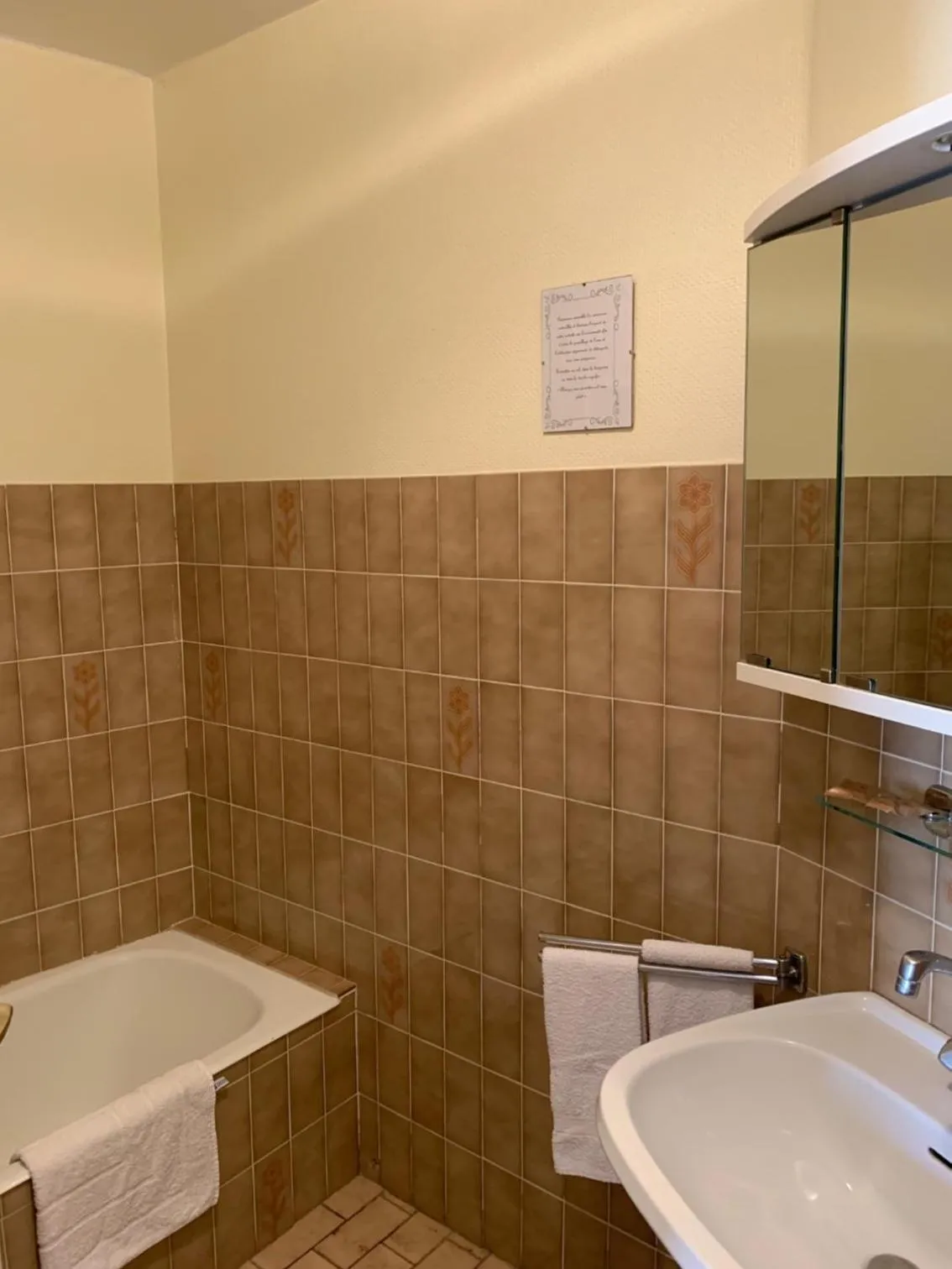 Double Room with Terrace in Auberge de Saugras