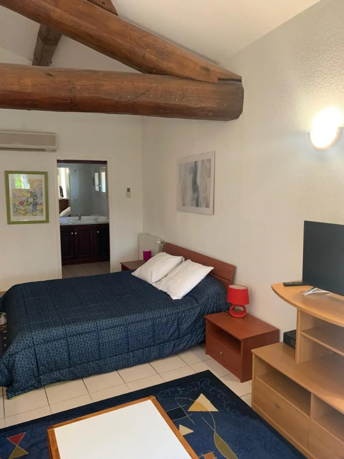 Suite with Terrace in Auberge de Saugras Suite with Terrace in Auberge de Saugras