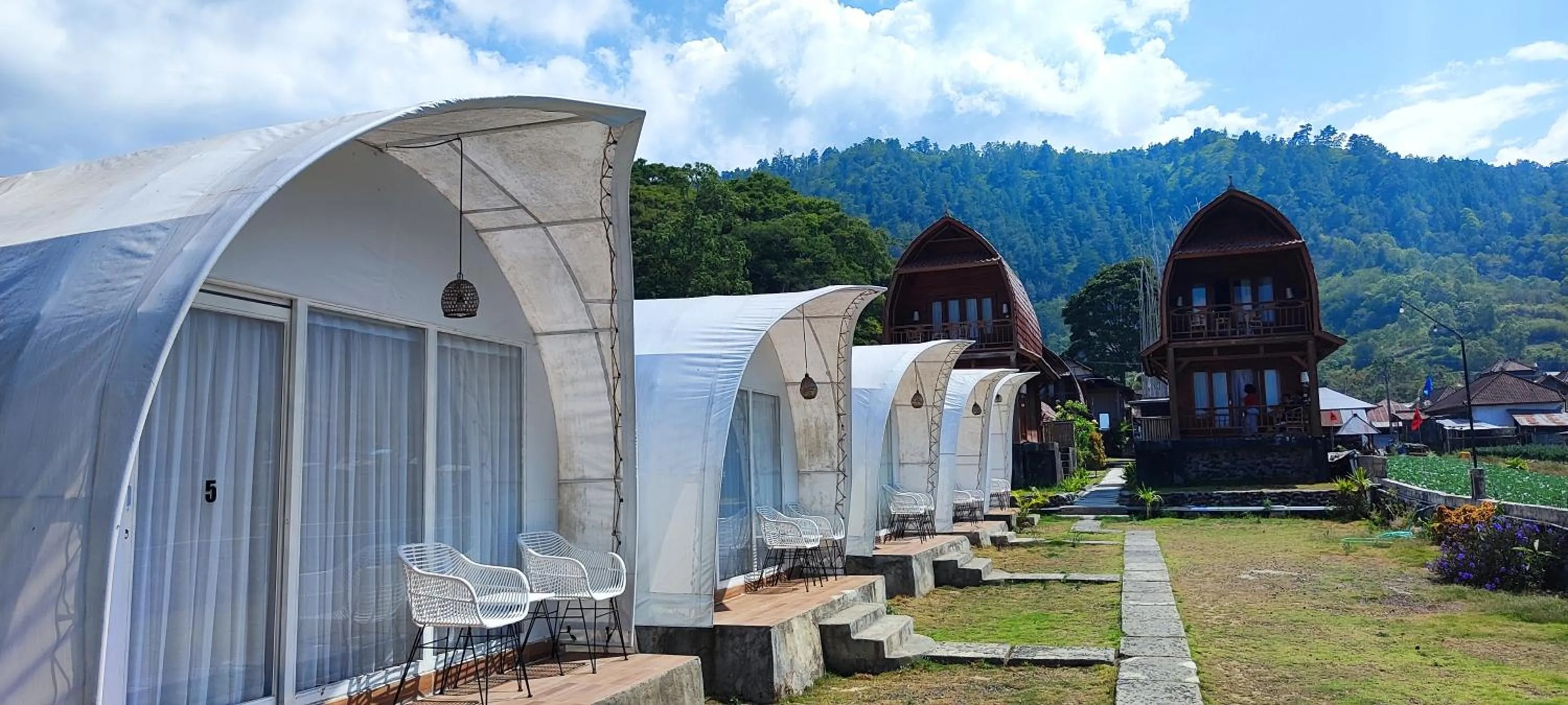 Natural landscape in Villa Kedisan Lakeview