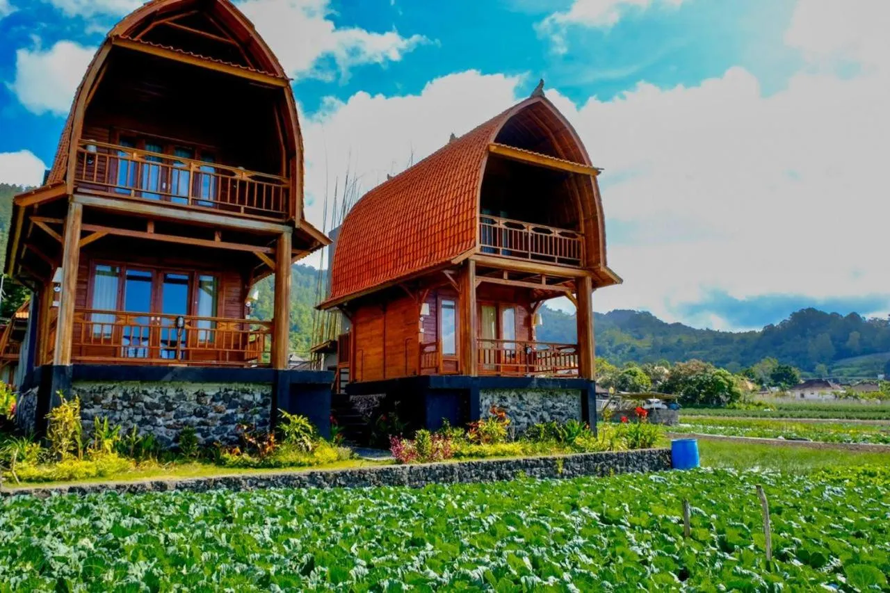 Property building in Villa Kedisan Lakeview