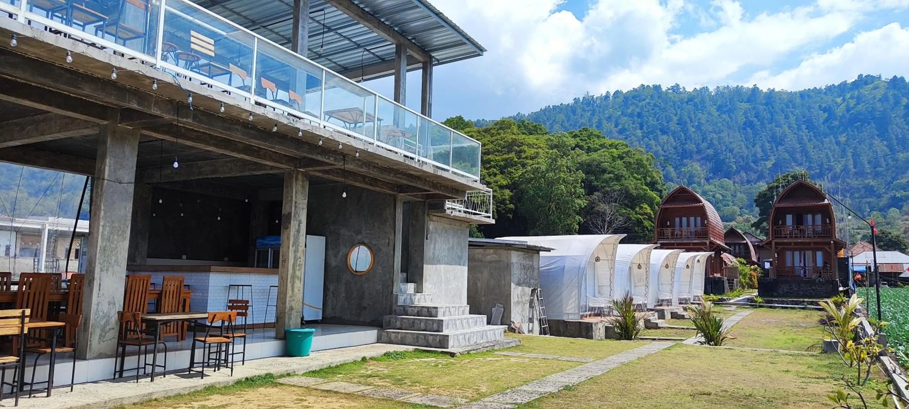 Natural landscape in Villa Kedisan Lakeview