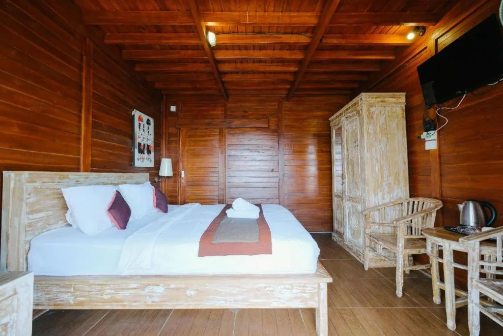 TV and multimedia, Bed in Villa Kedisan Lakeview