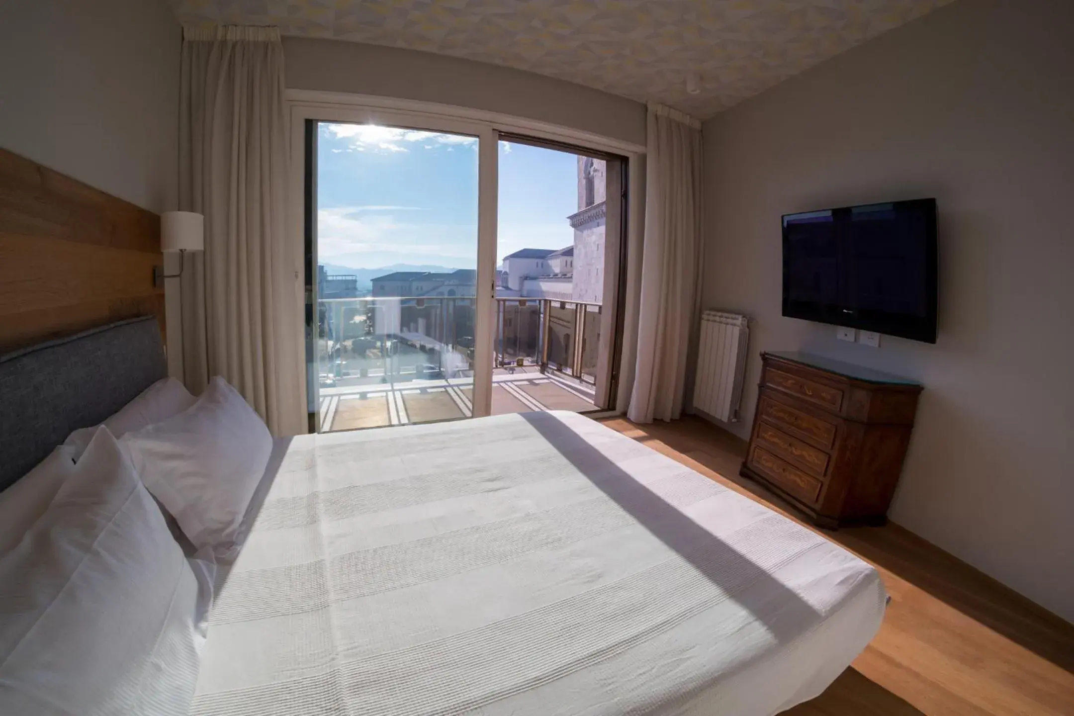 King Room with Balcony in Gaya resort King Room with Balcony in Gaya resort