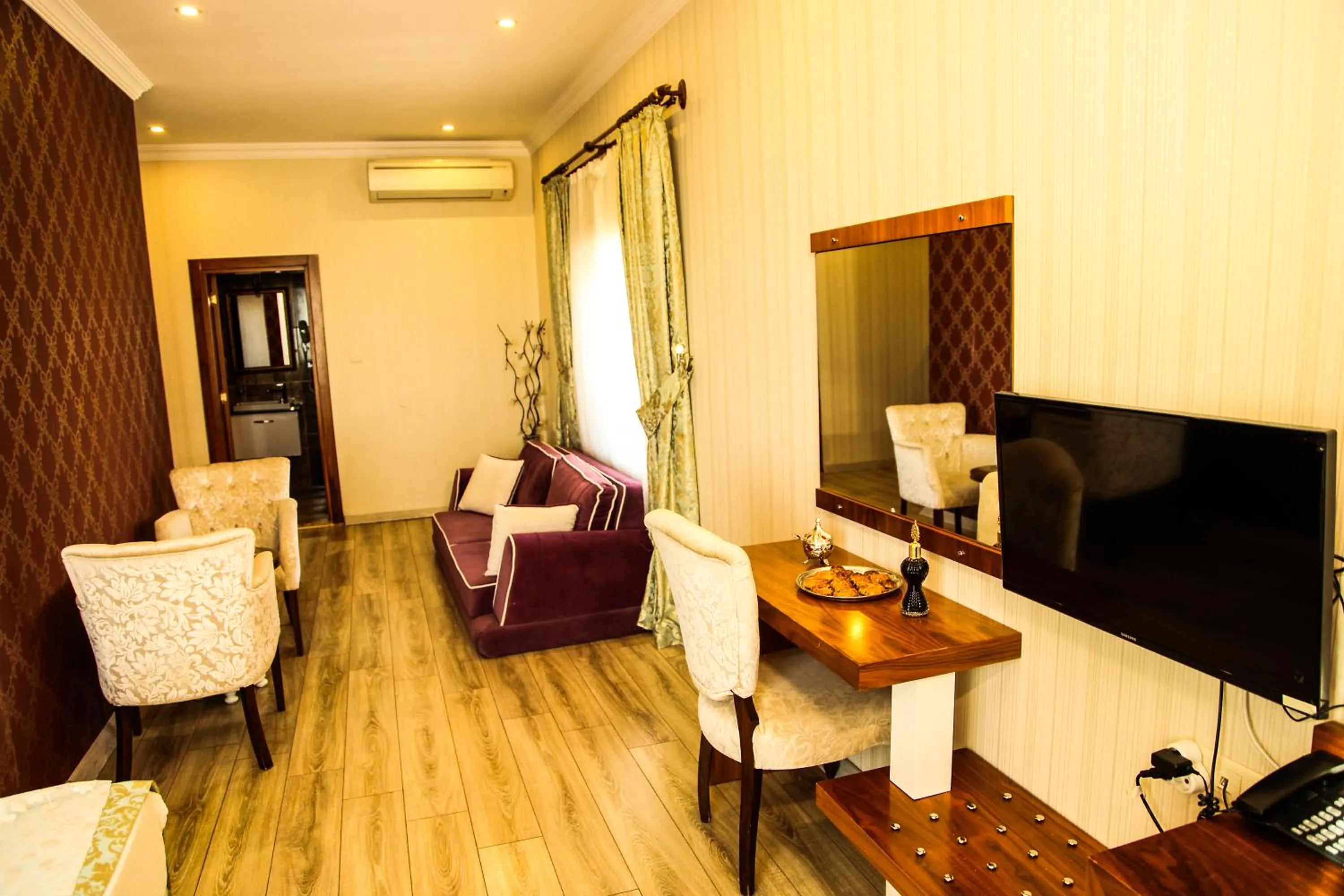 Seating area in Tuğhan Hotel