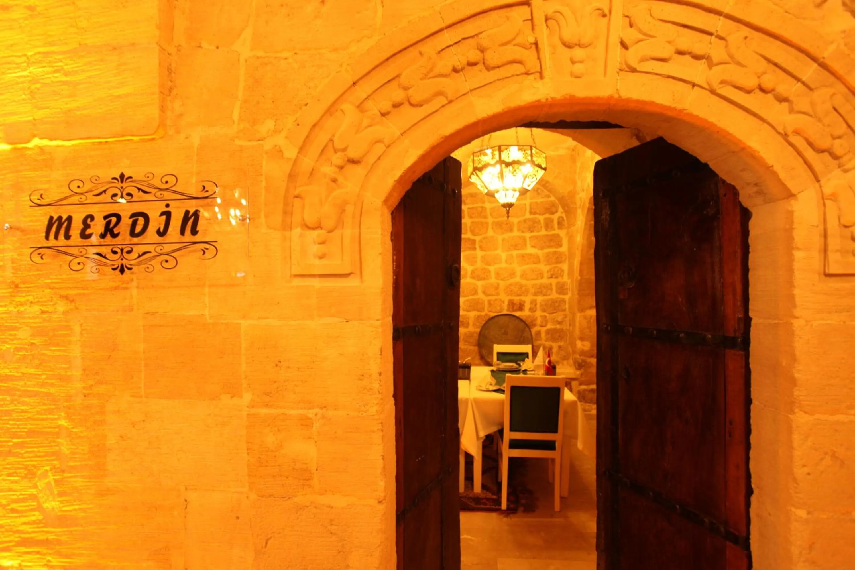 Restaurant/places to eat in Tuğhan Hotel