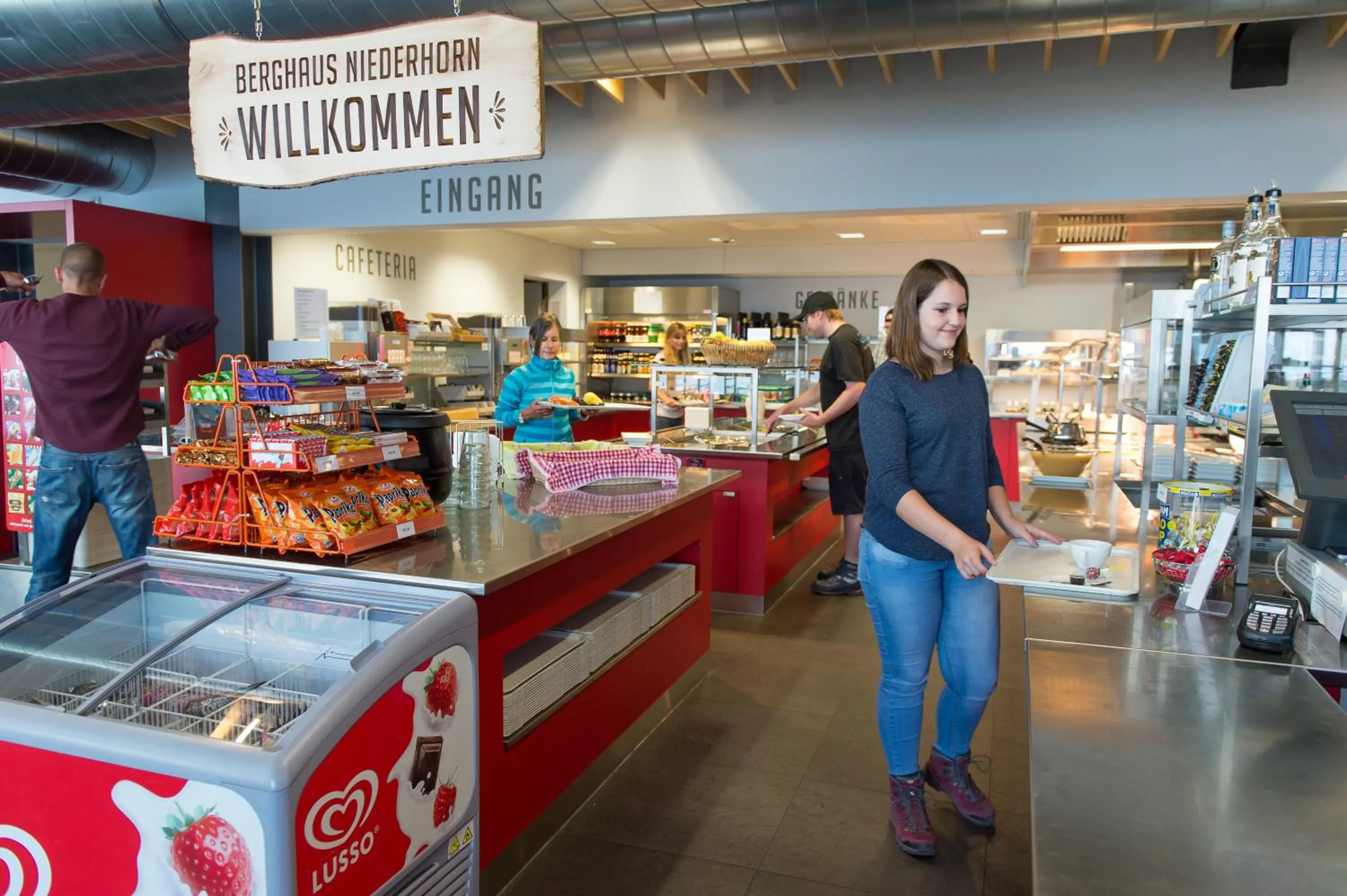 Restaurant/places to eat in Berghaus Niederhorn