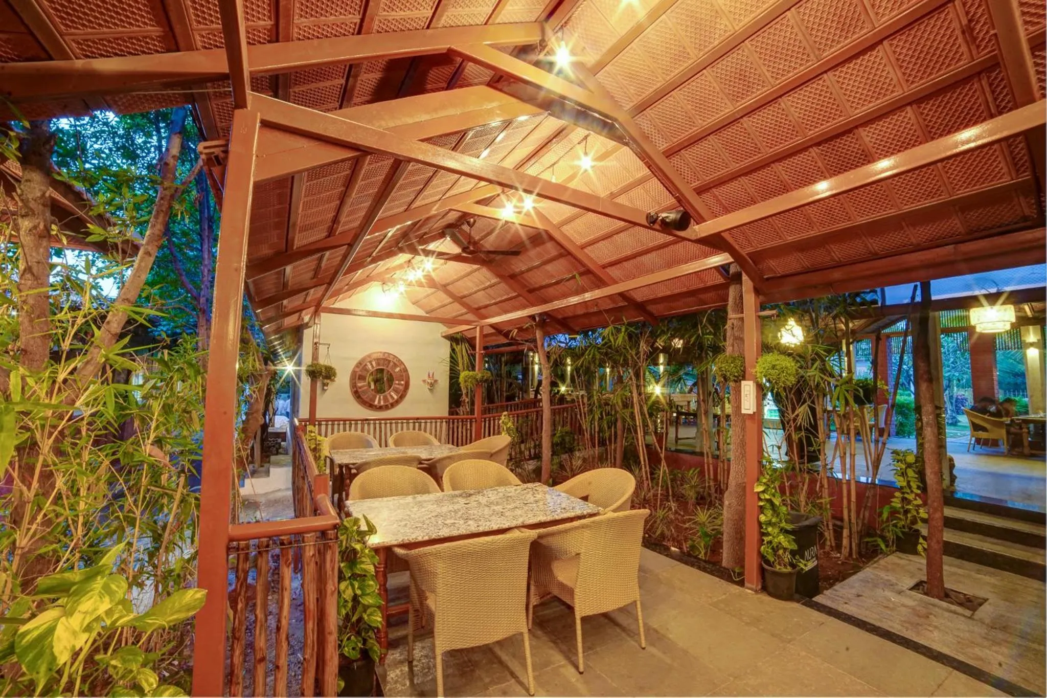 Restaurant/places to eat in Brown Town Resort & Spa