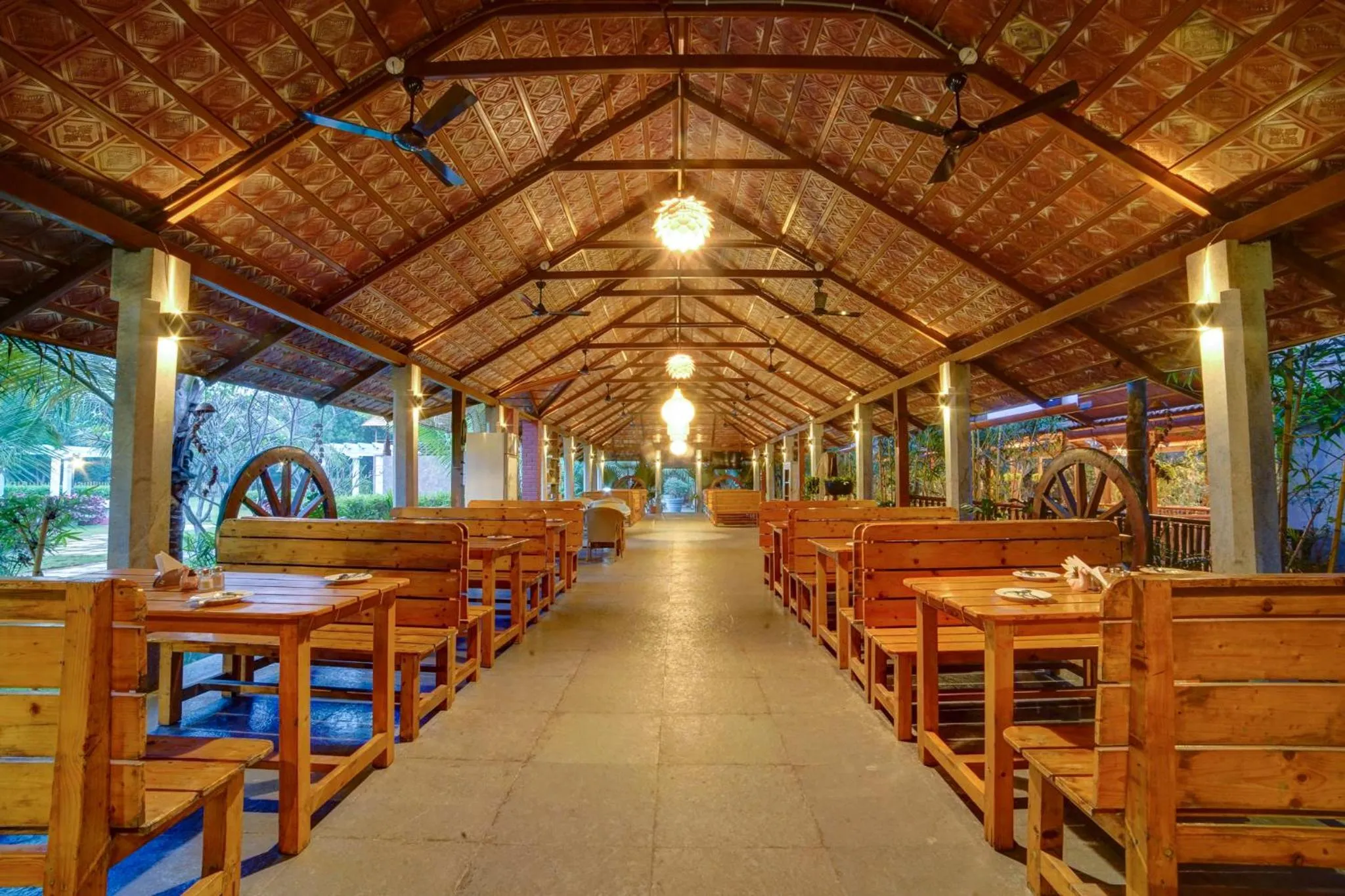 Restaurant/places to eat in Brown Town Resort & Spa