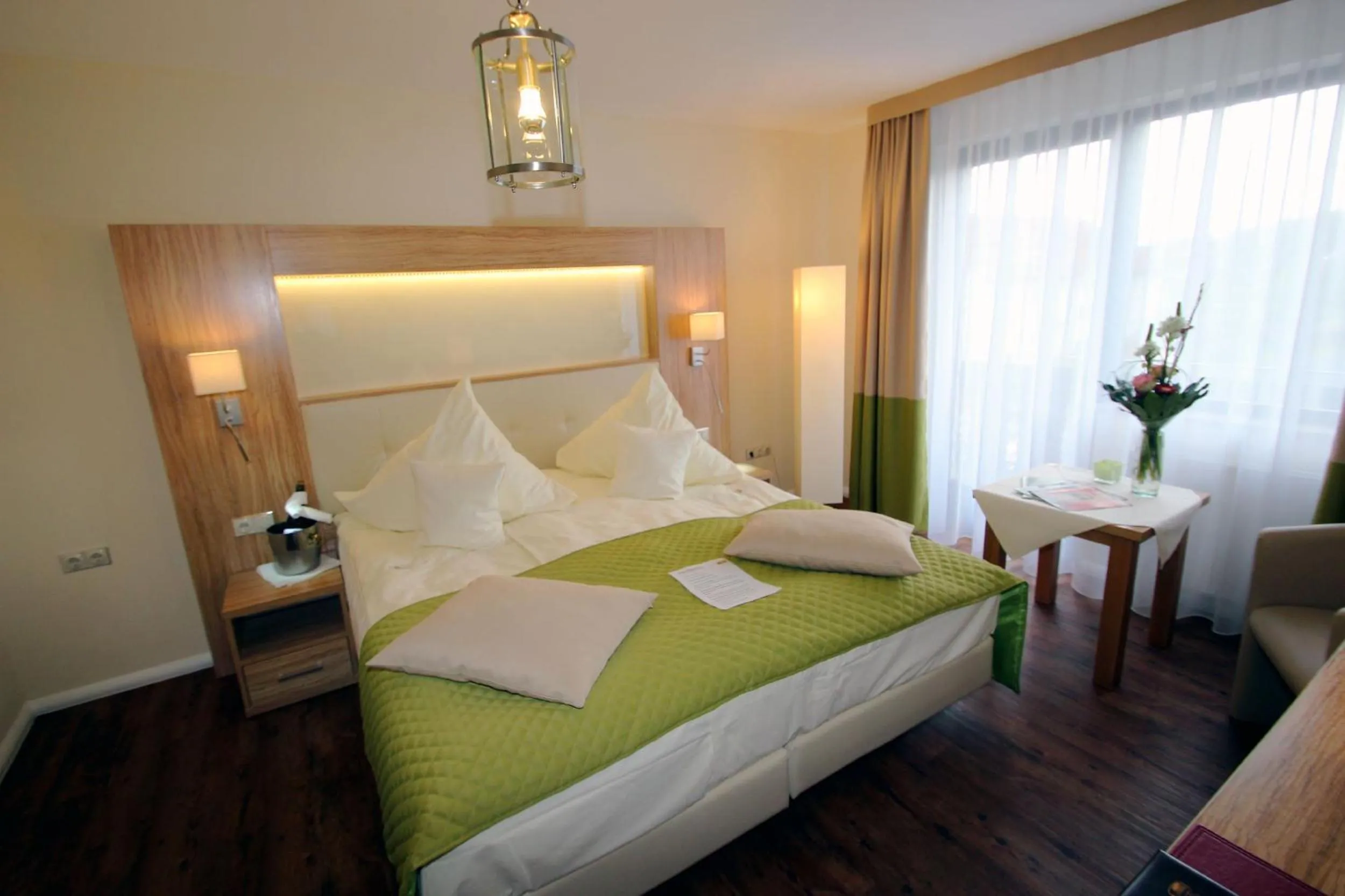 Bedroom, Bed in Parkhotel Emstaler Höhe