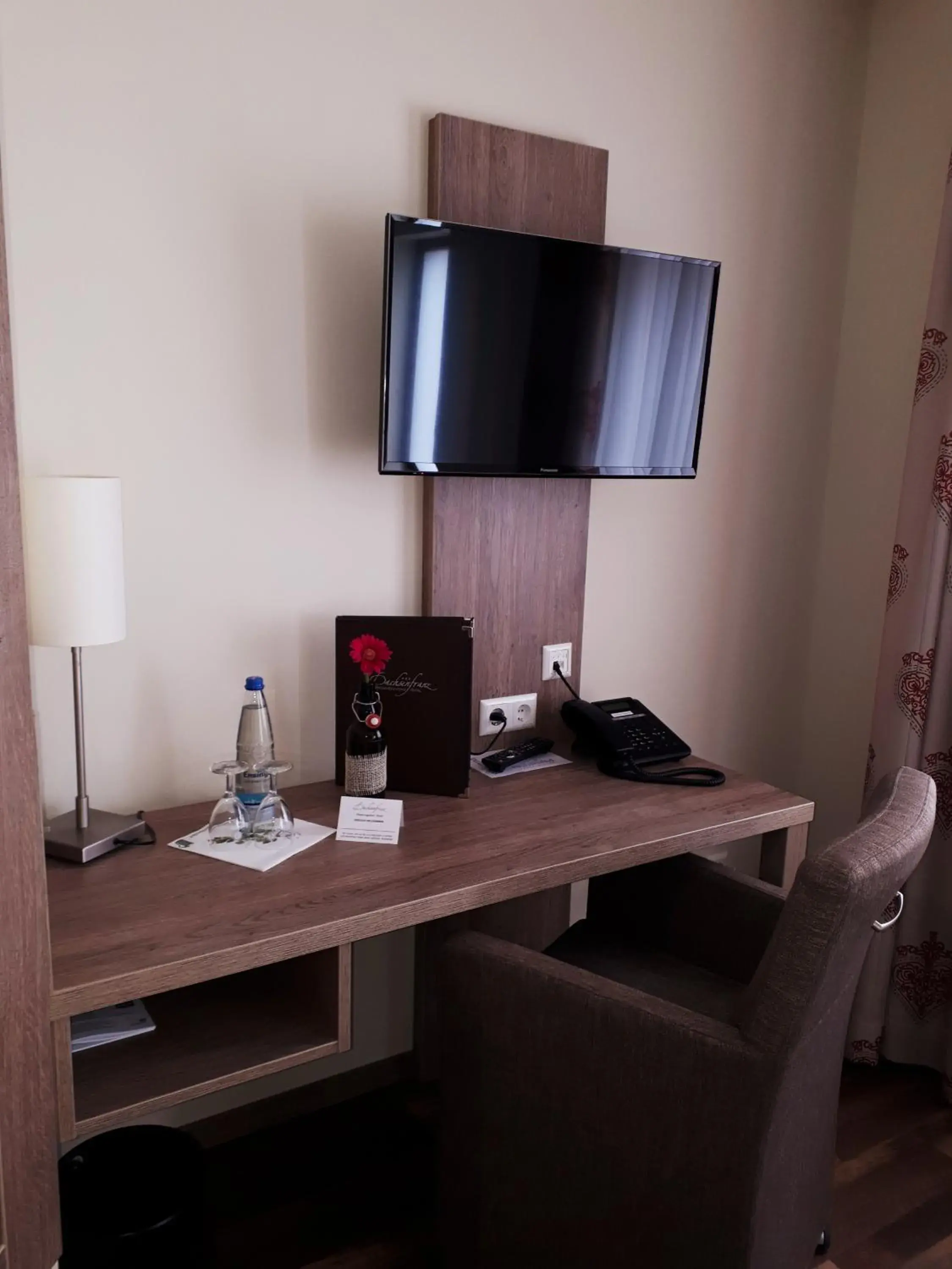 Deluxe Double Room - single occupancy in Brauereigasthof Dachsenfranz Deluxe Double Room - single occupancy in Brauereigasthof Dachsenfranz