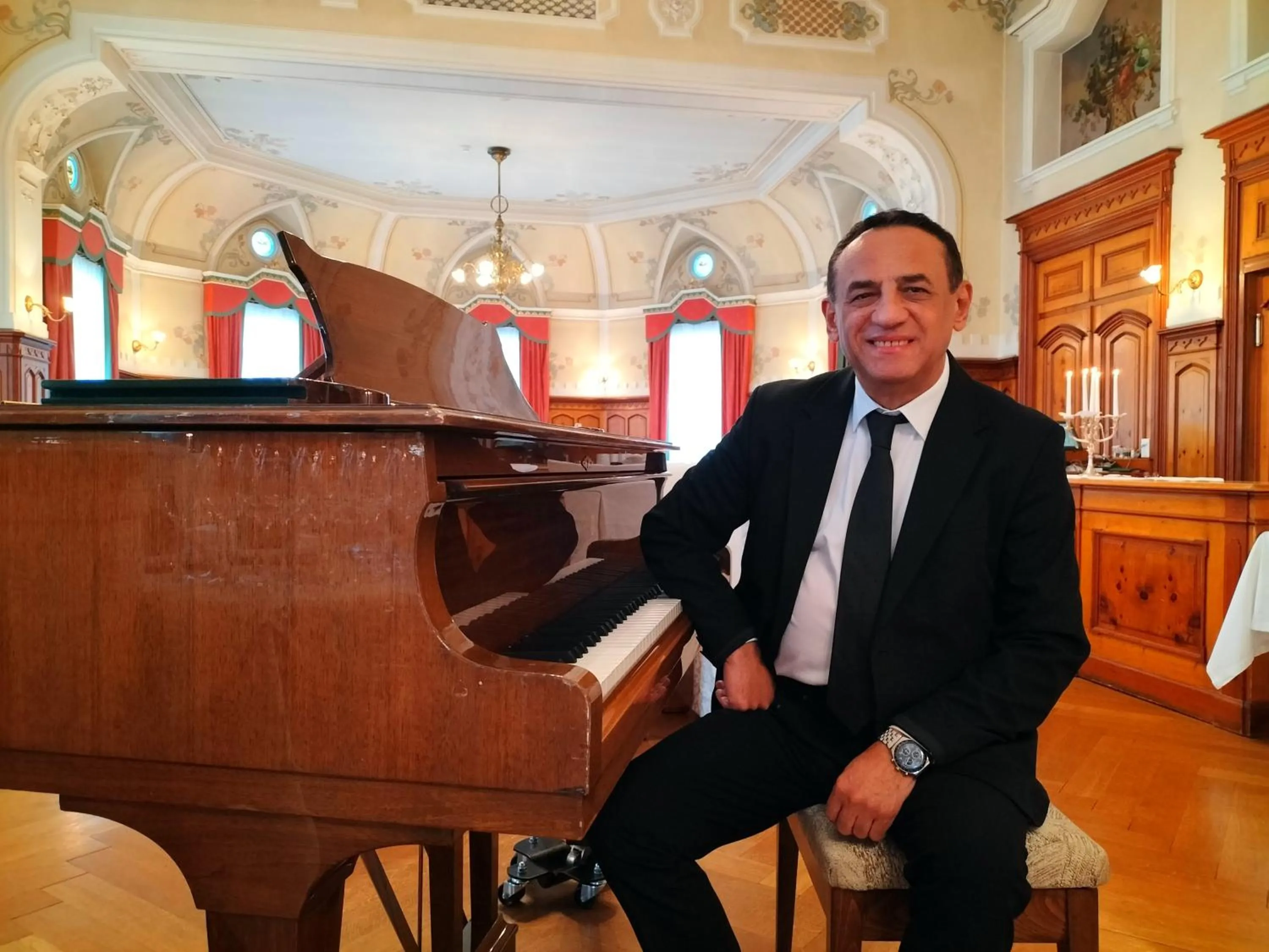 Evening entertainment in Edelweiss Swiss Quality Hotel