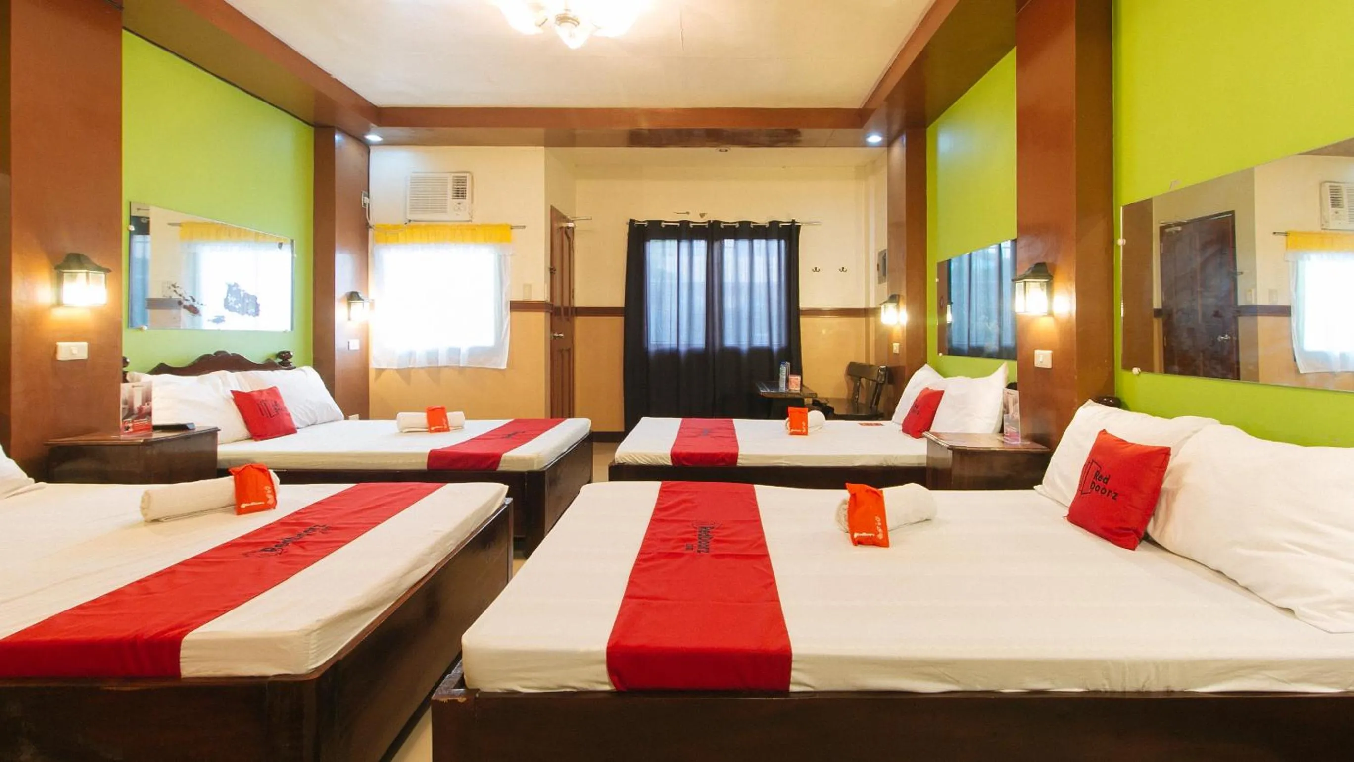 Bed in RedDoorz Plus near Municipality of Luisiana Laguna