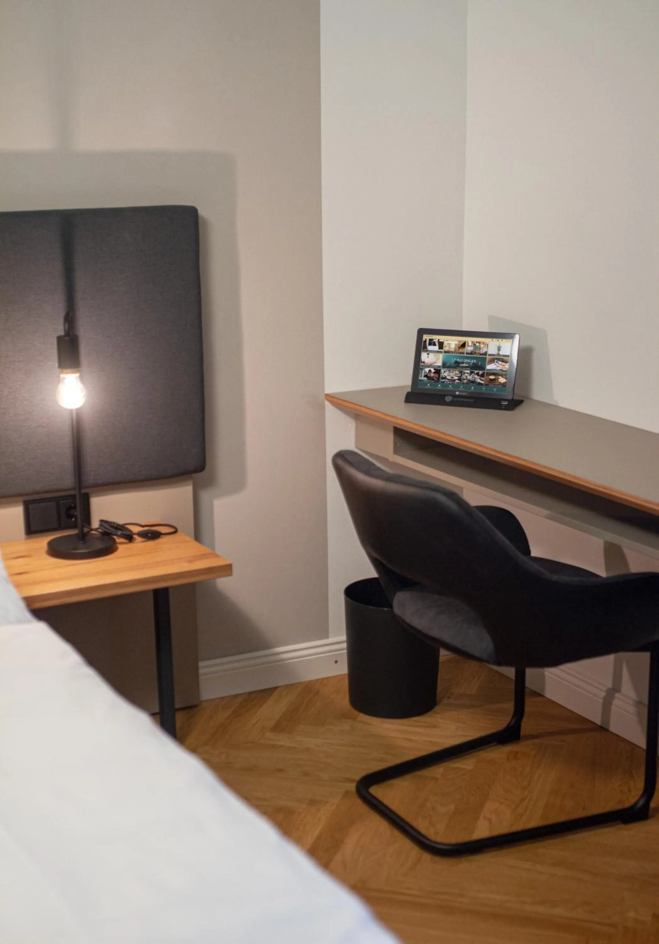 Seating area, Bed in Le Baldinger Boutique Hotel