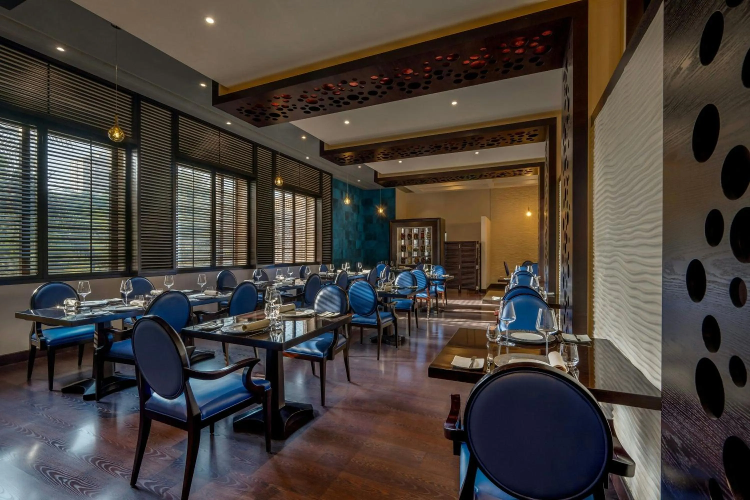 Restaurant/places to eat in Gulf Hotel Bahrain Convention and SPA