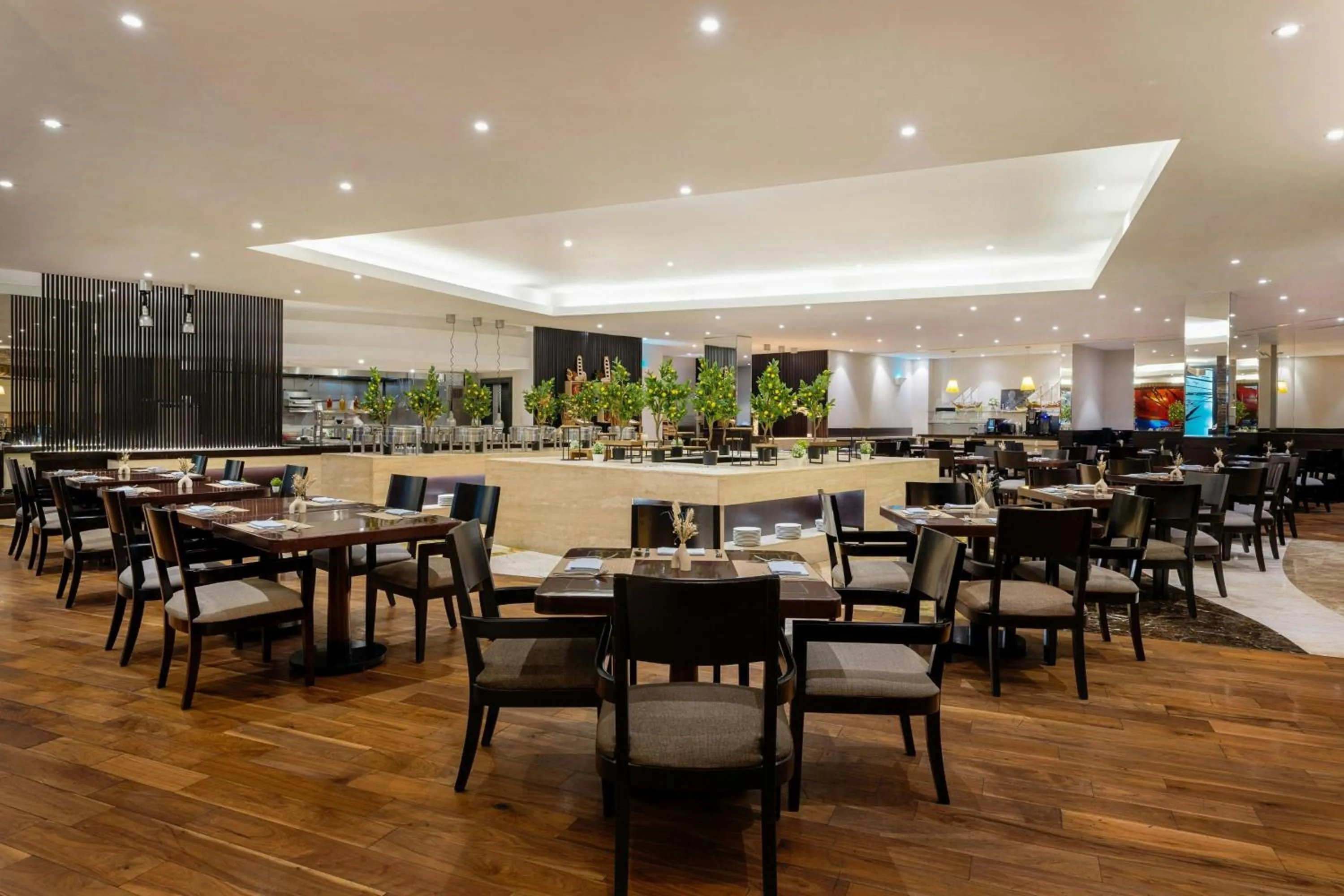 Restaurant/places to eat in Gulf Hotel Bahrain Convention and SPA