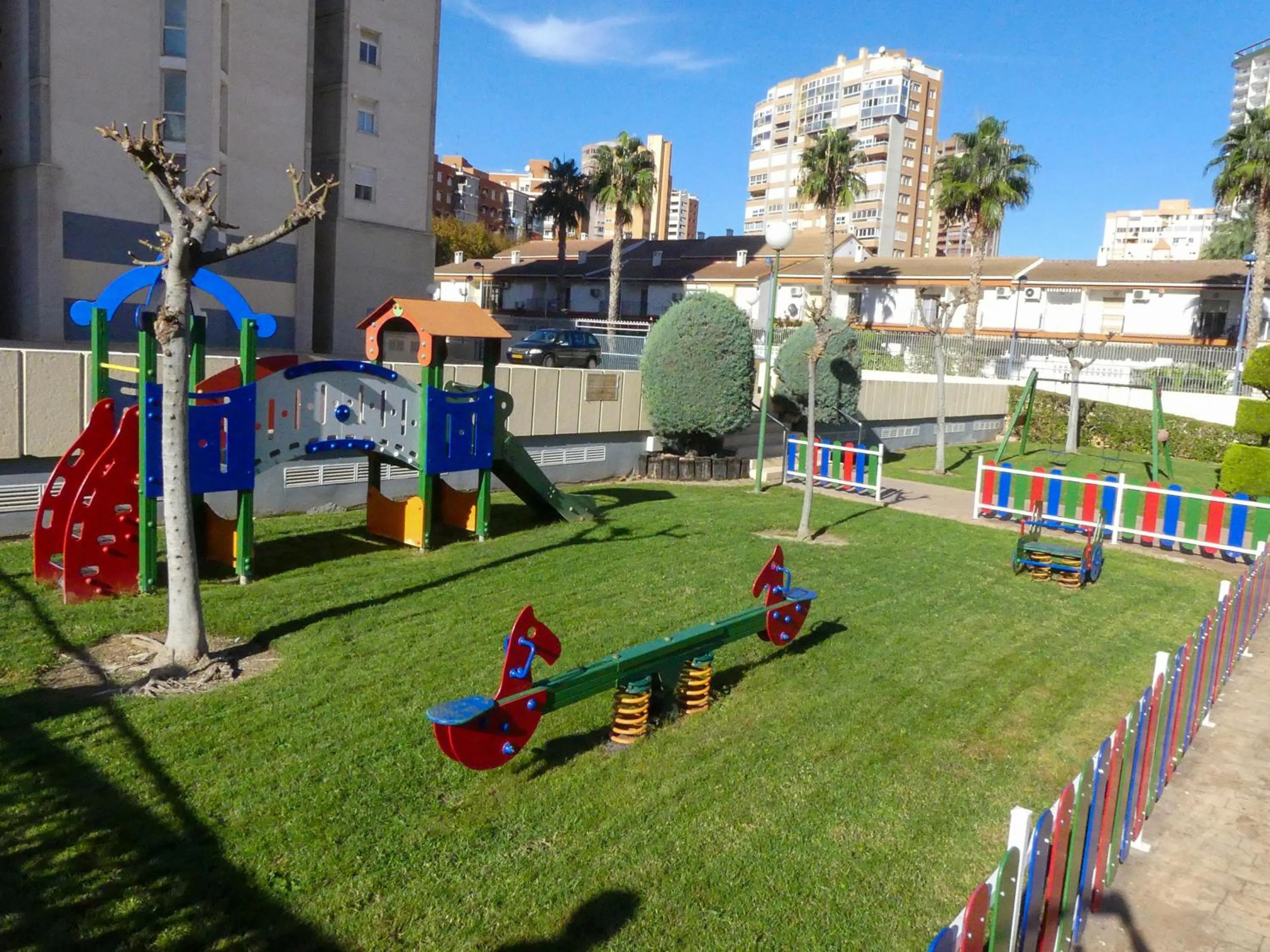 Children play ground in Gemelos 22 - Siroco
