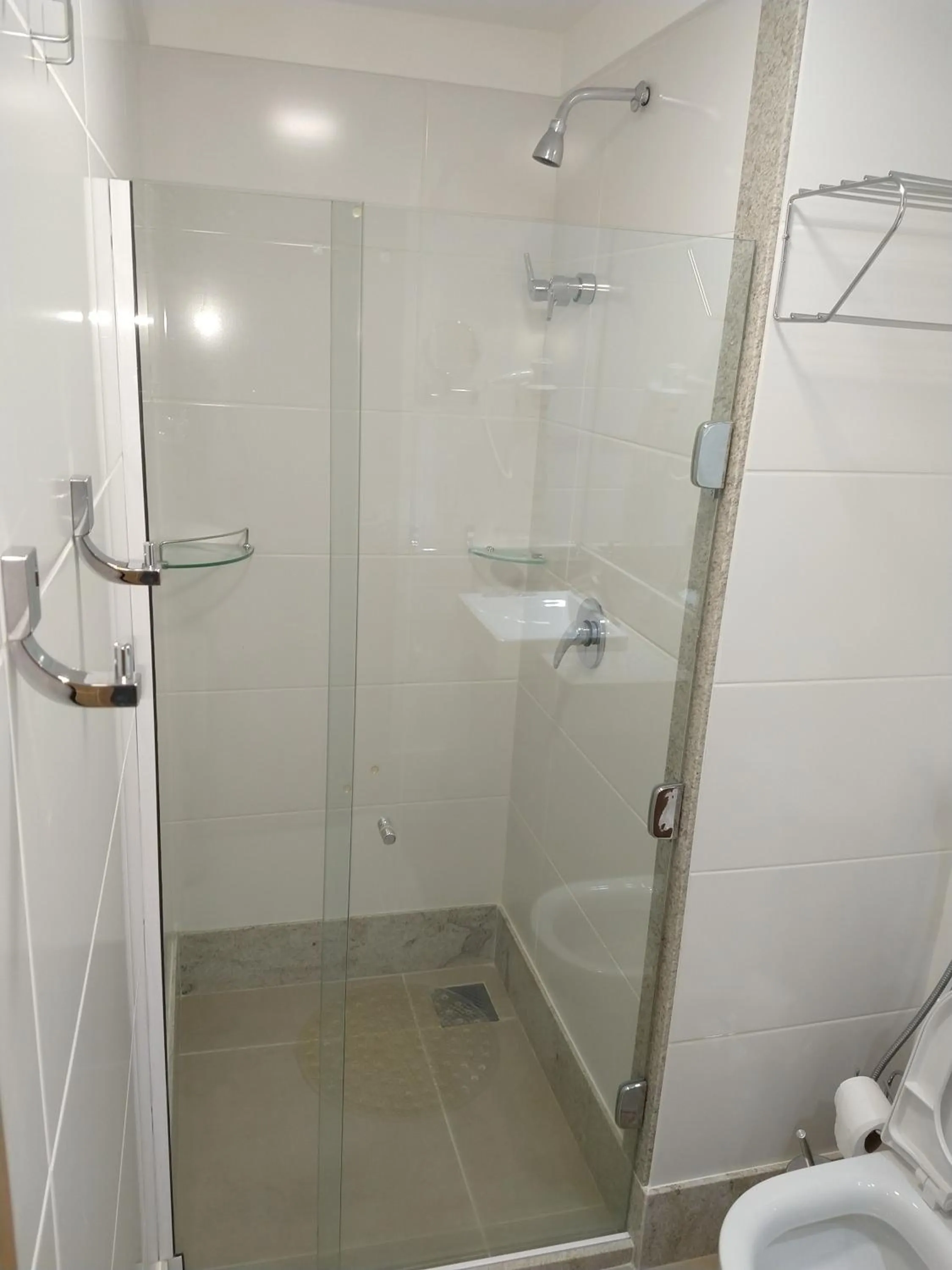 Bathroom in Suíte Charmosa em Pedra Azul