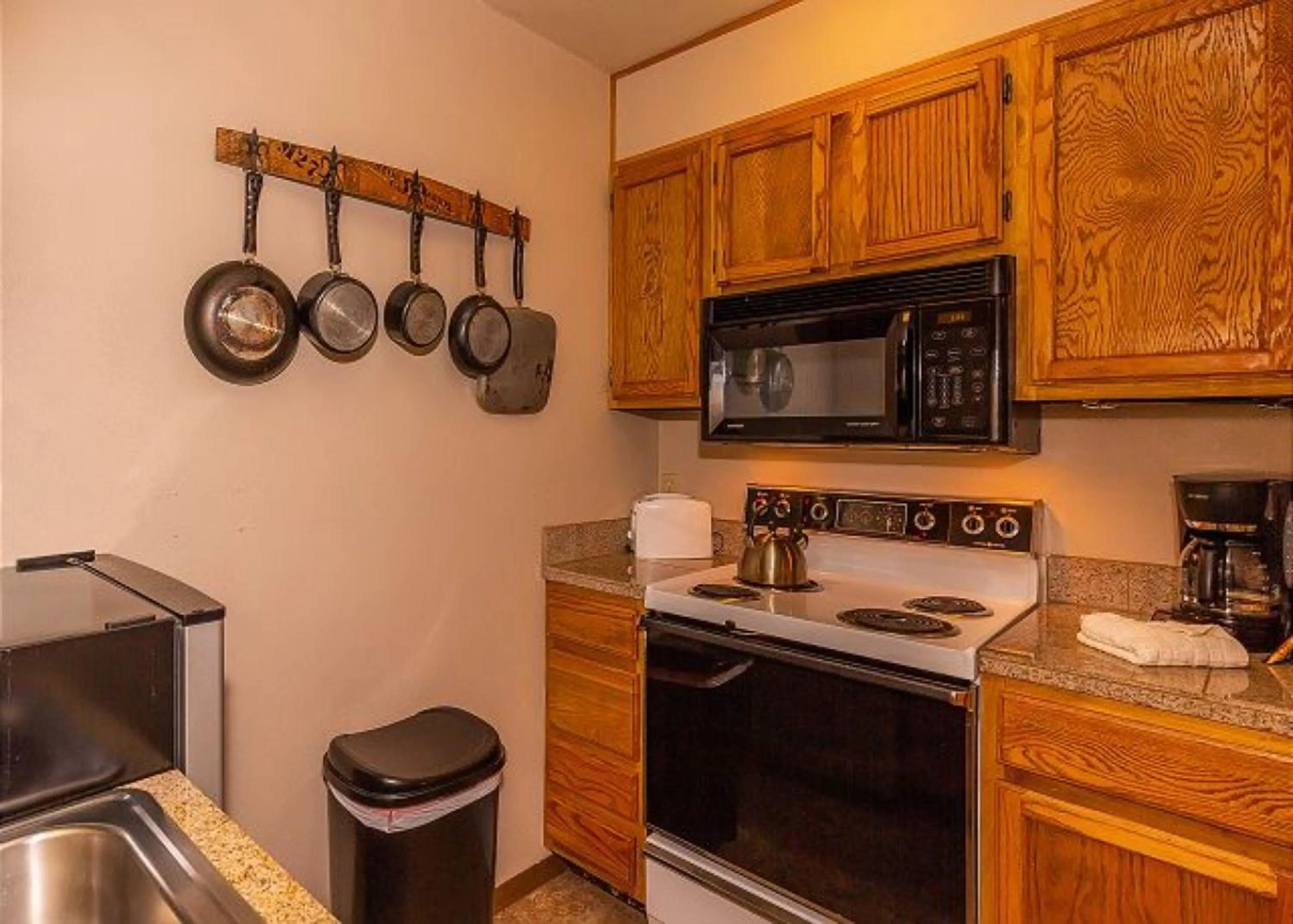 Kitchen or kitchenette in Flying Dutchman by Summit County Mountain Retreats