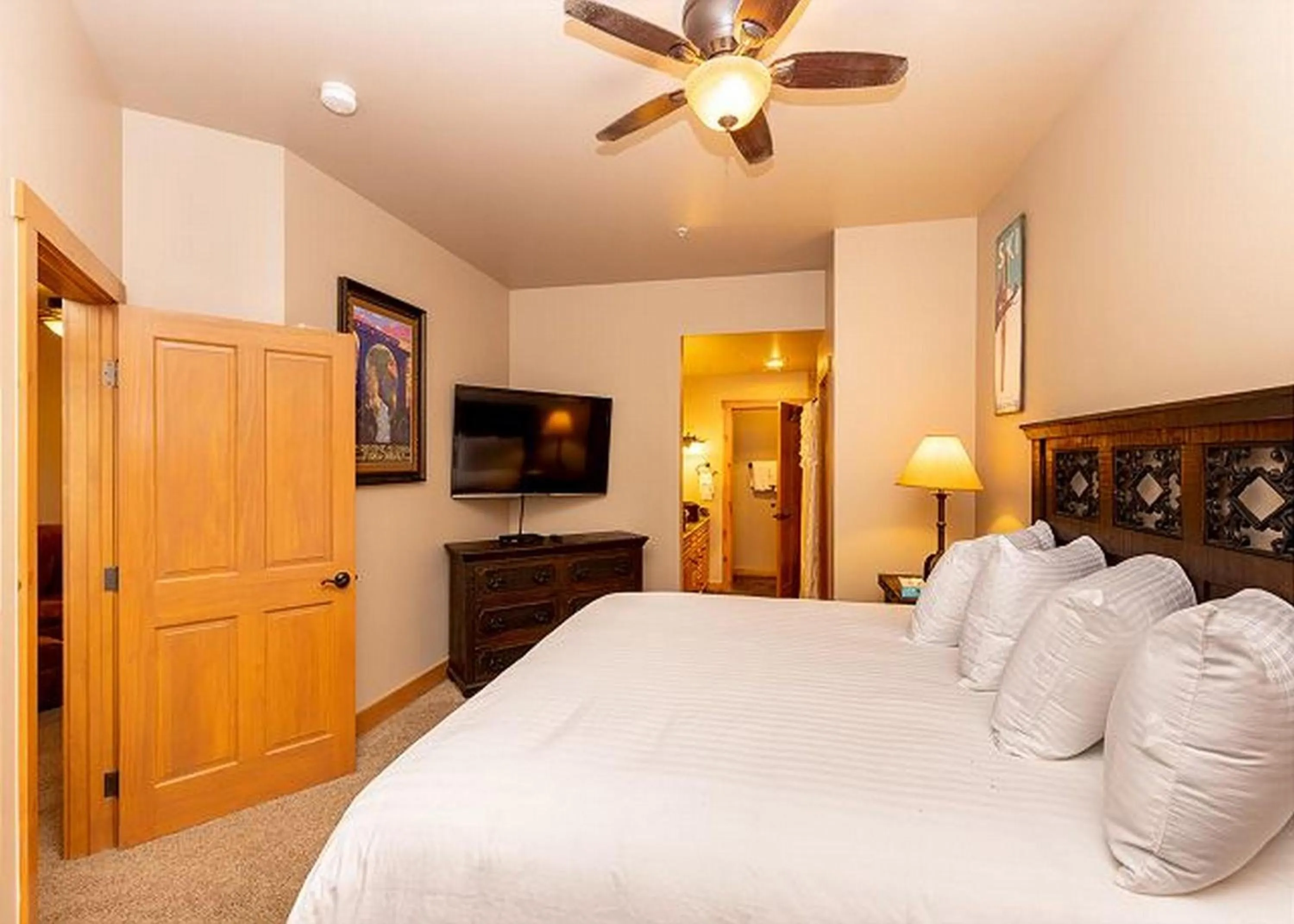 Bedroom in Expedition Station by Summit County Mountain Retreats