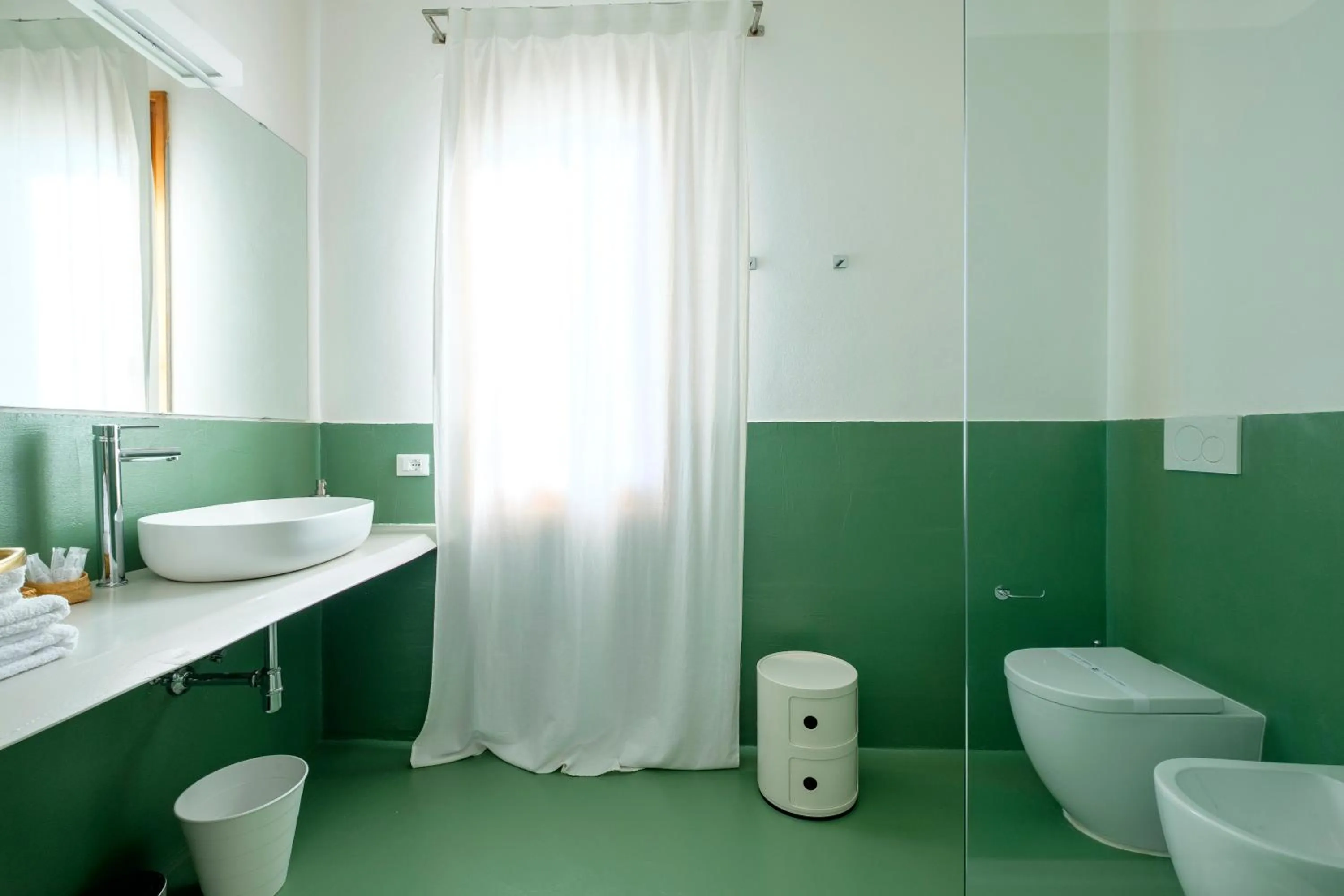 Toilet in QuarantaVasi