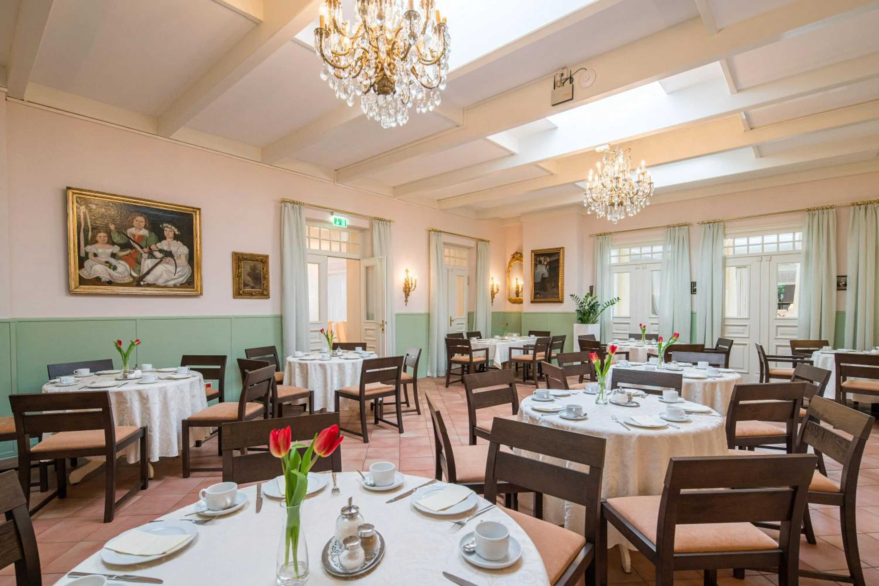 Text overlay in Niebüller Hof