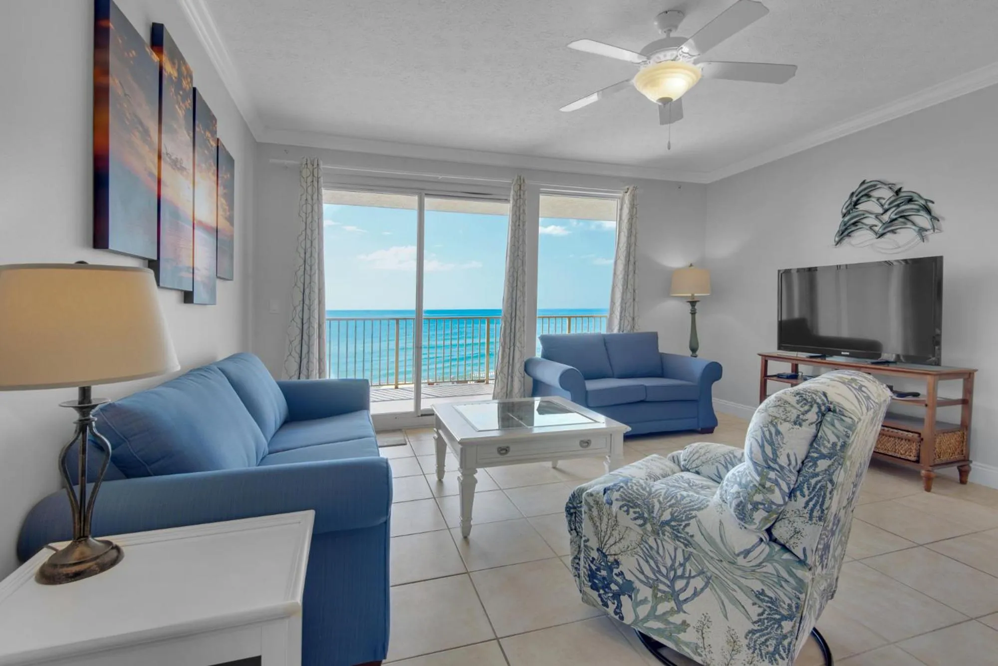 Living room in Treasure Island 0207