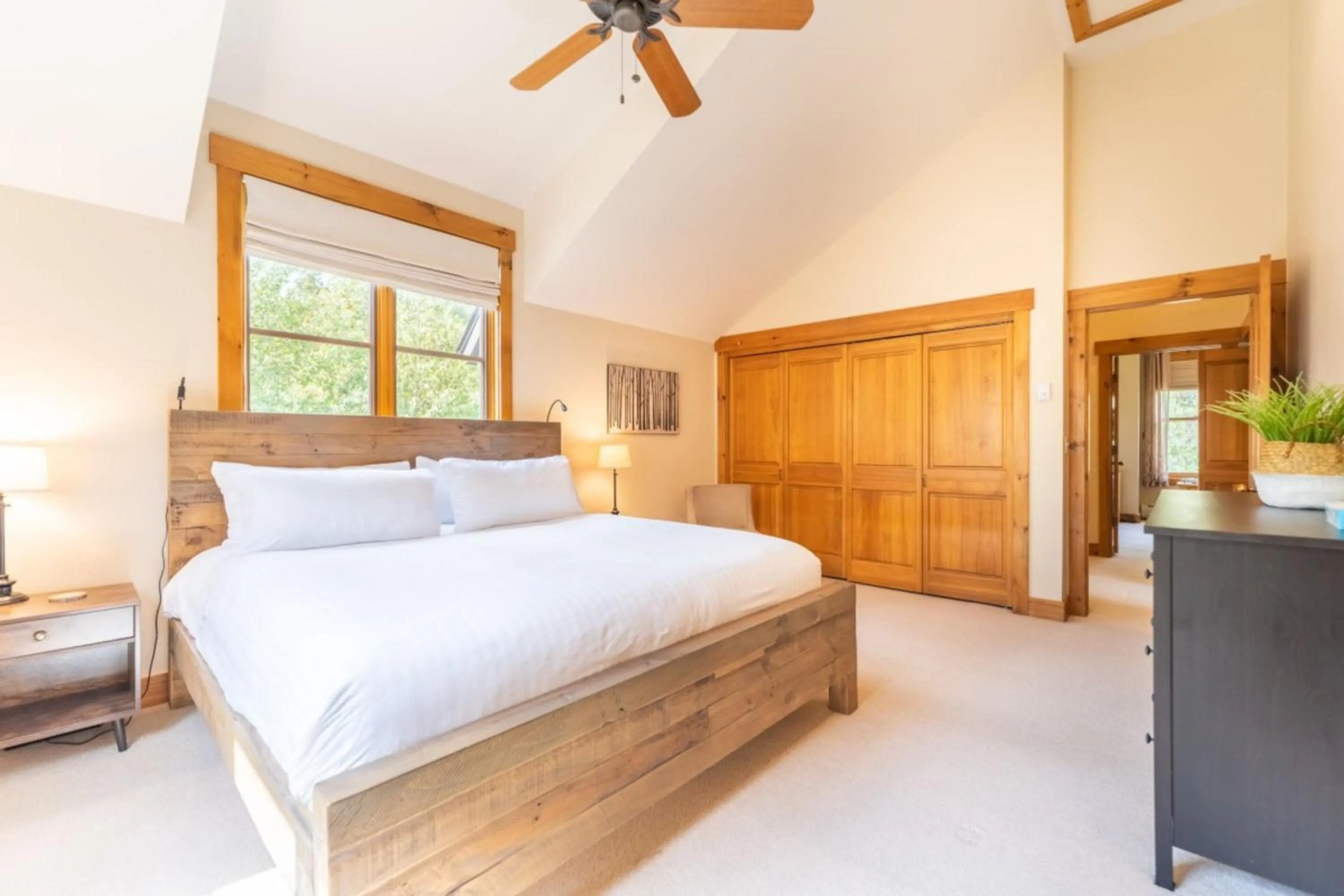 Bedroom, Bed in Ski Tip by Summit County Mountain Retreats