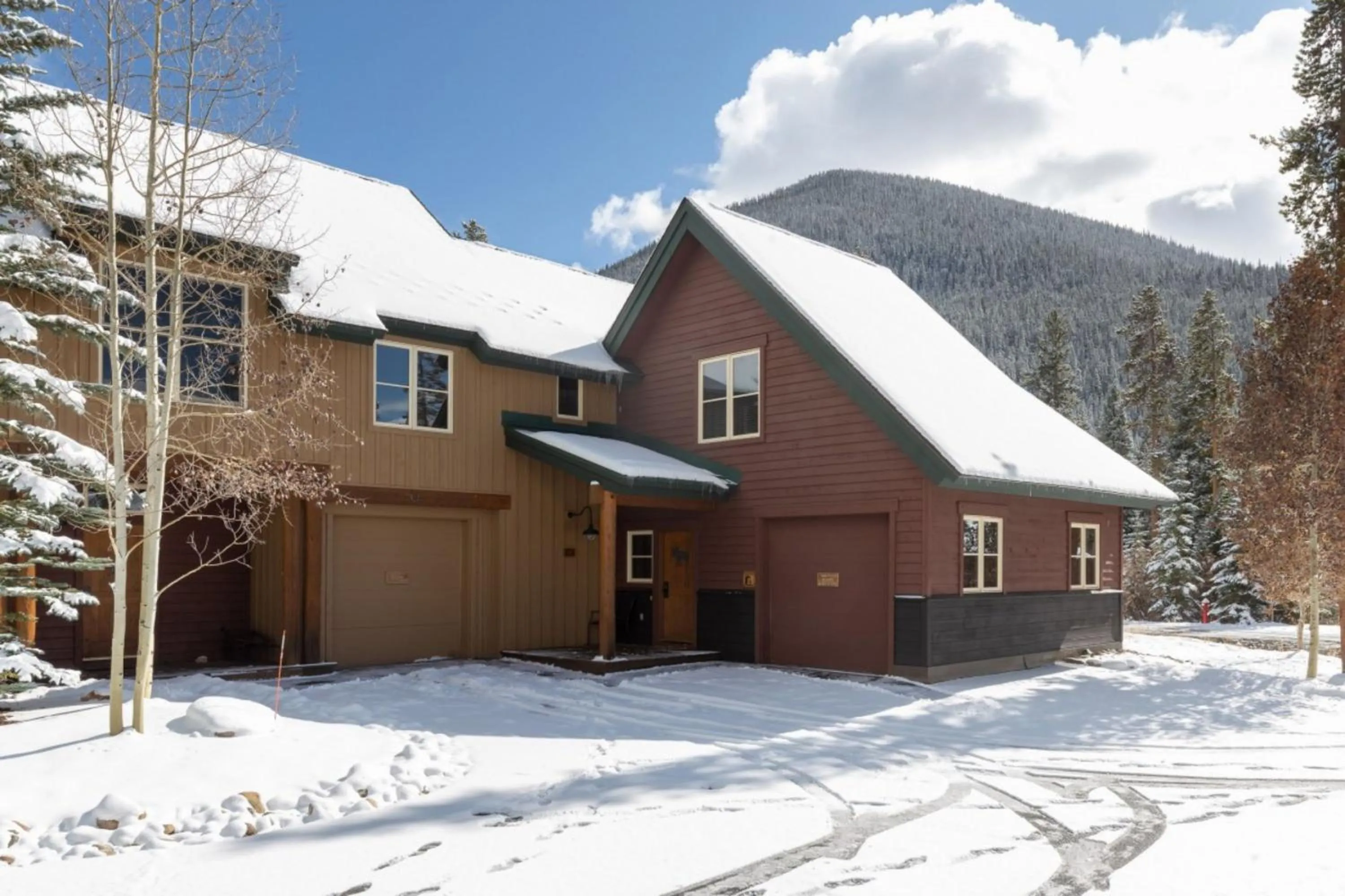 Property building in Ski Tip by Summit County Mountain Retreats
